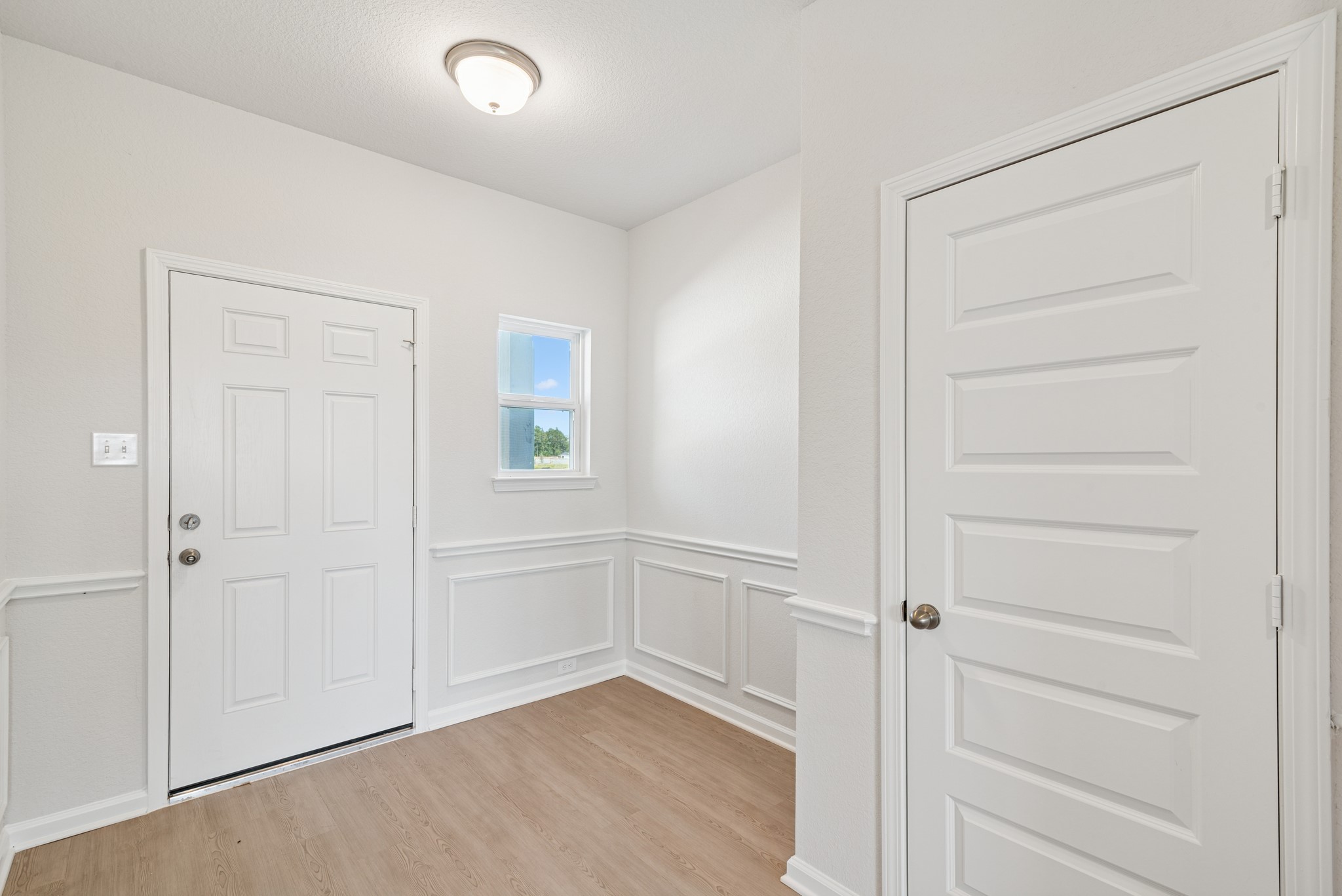12303 Sunset Canyon Way Property Photo 2