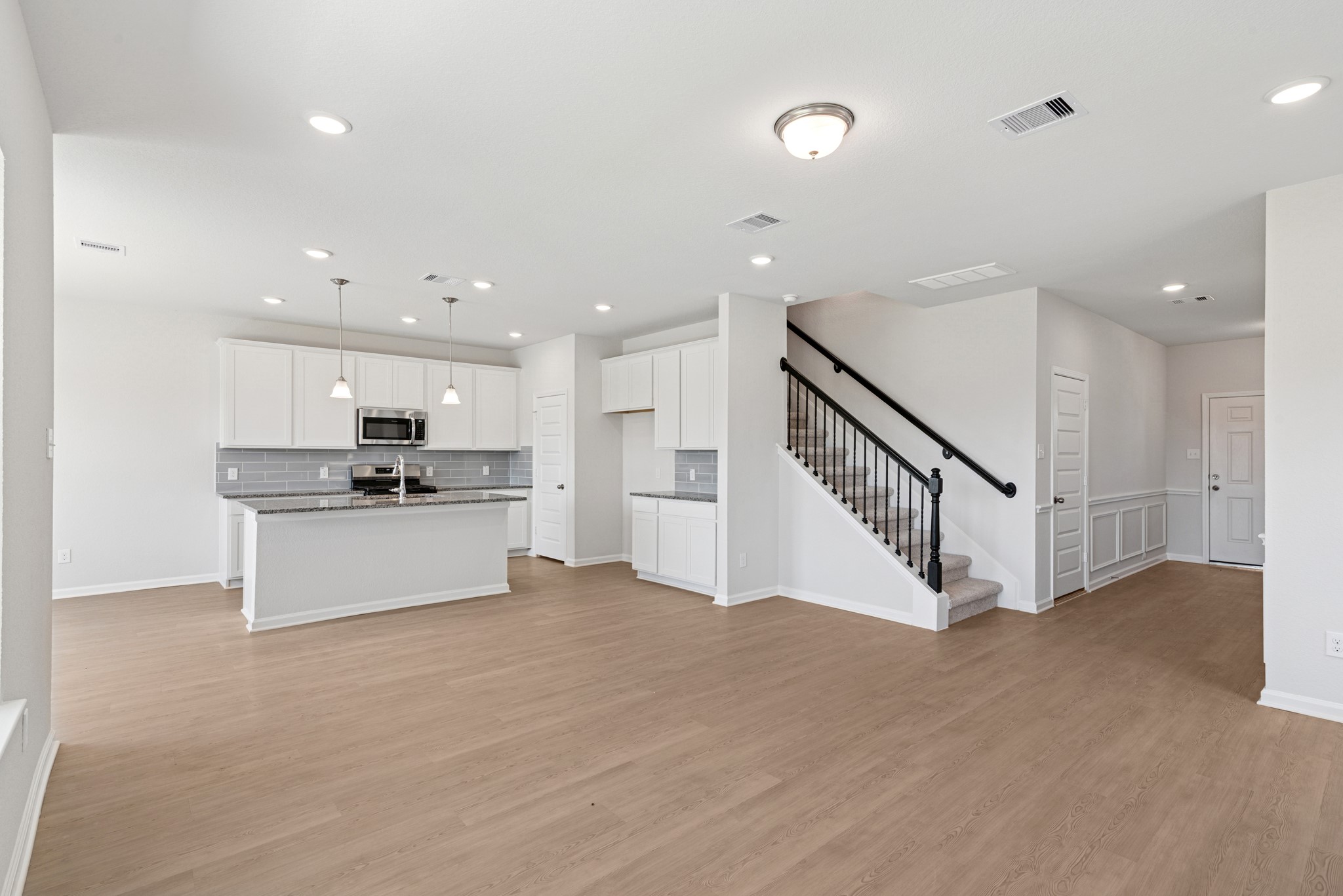 12303 Sunset Canyon Way Property Photo 4