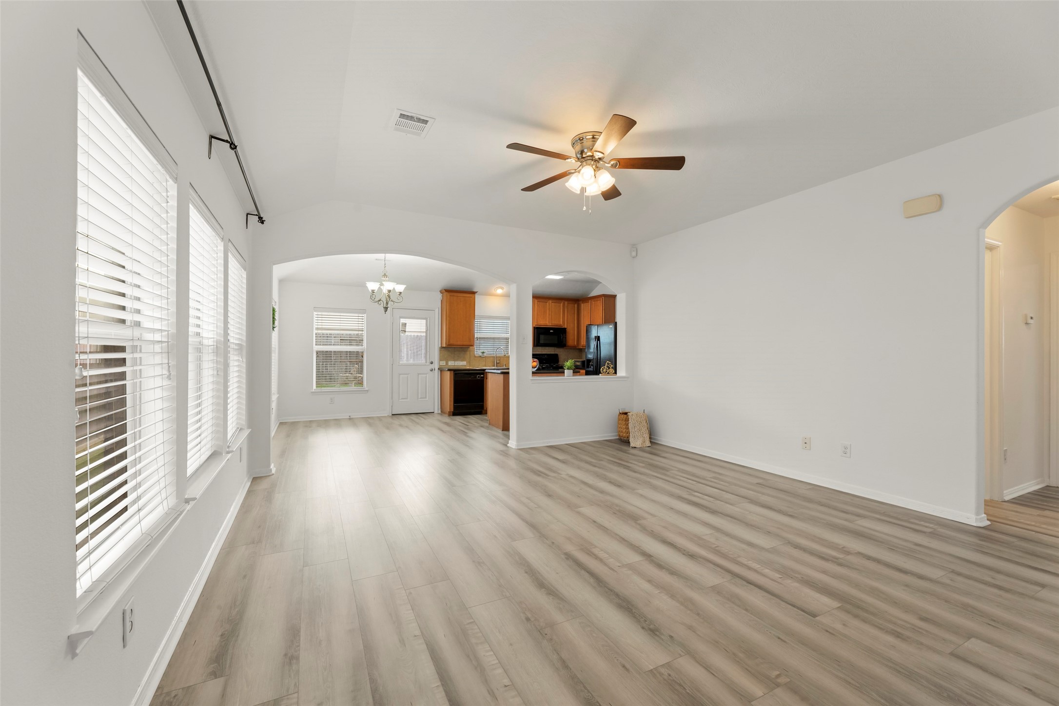25118 Hazel Ranch Property Photo 2