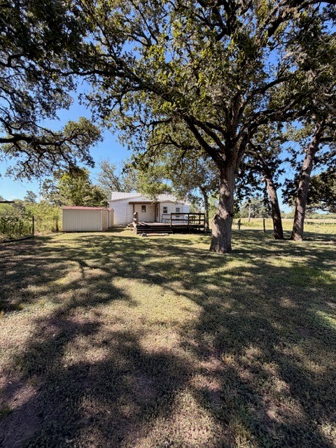 1141 County Road 2104 Property Photo 16