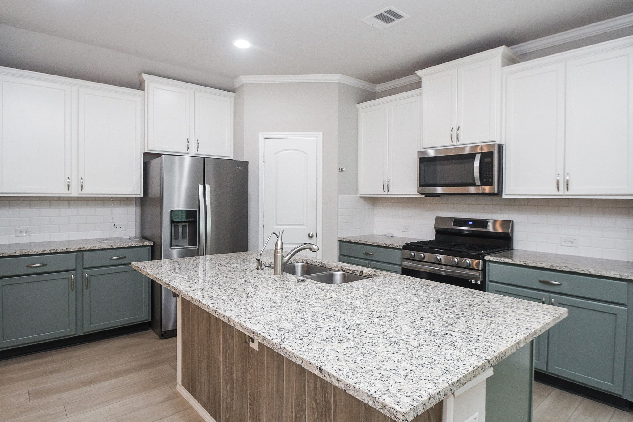 9316 Colonial Bent Court Property Photo 8