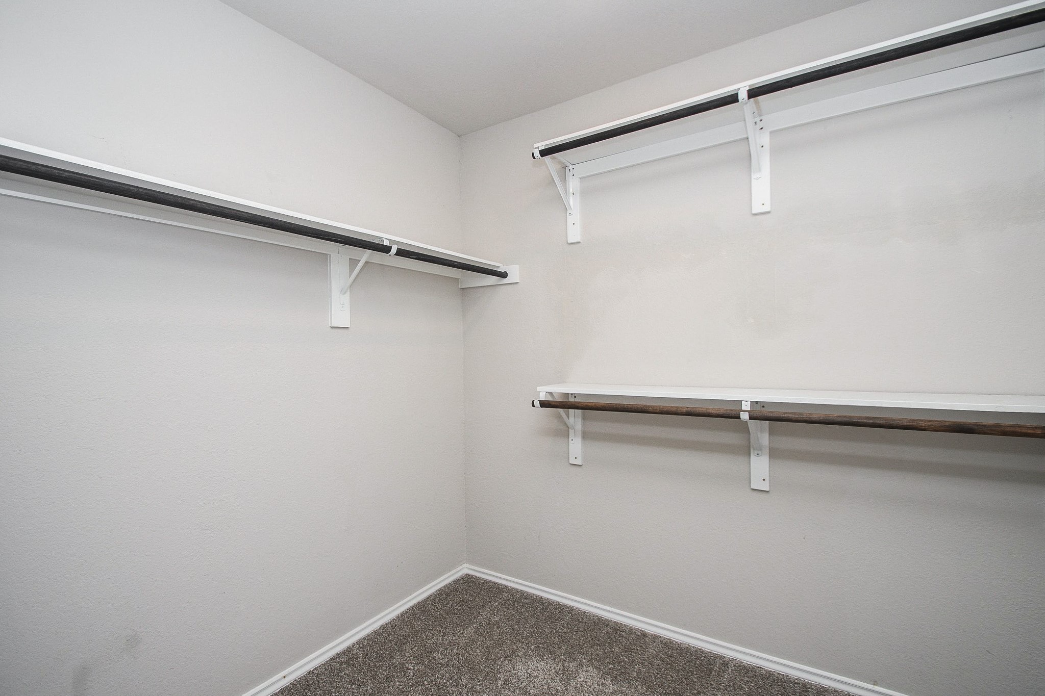 9316 Colonial Bent Court Property Photo 17