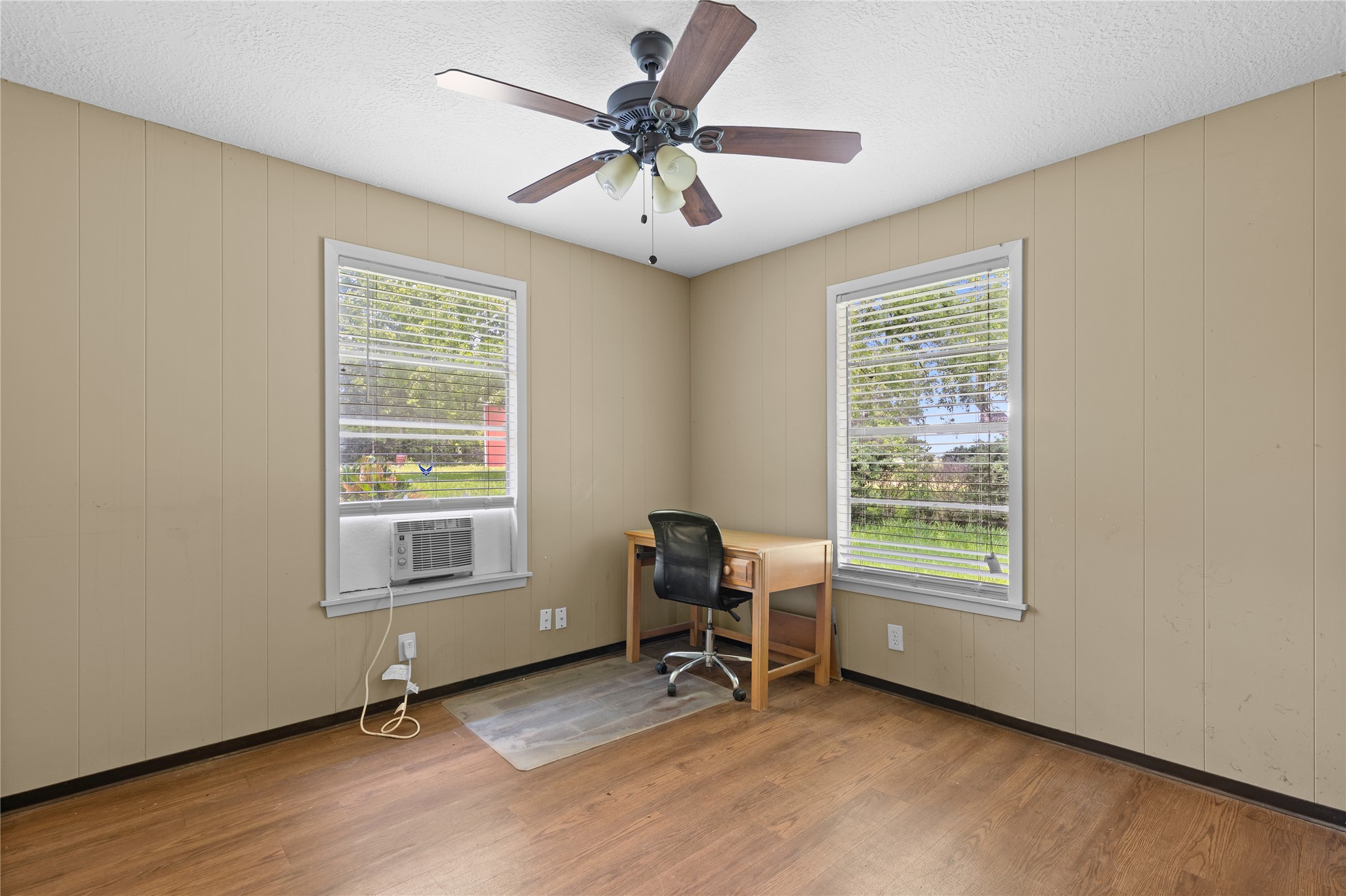 10973 Longstreet Road Property Photo 13