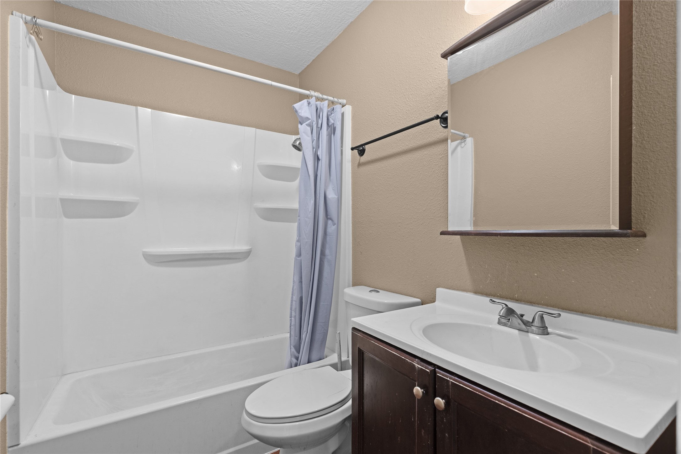 10973 Longstreet Road Property Photo 14