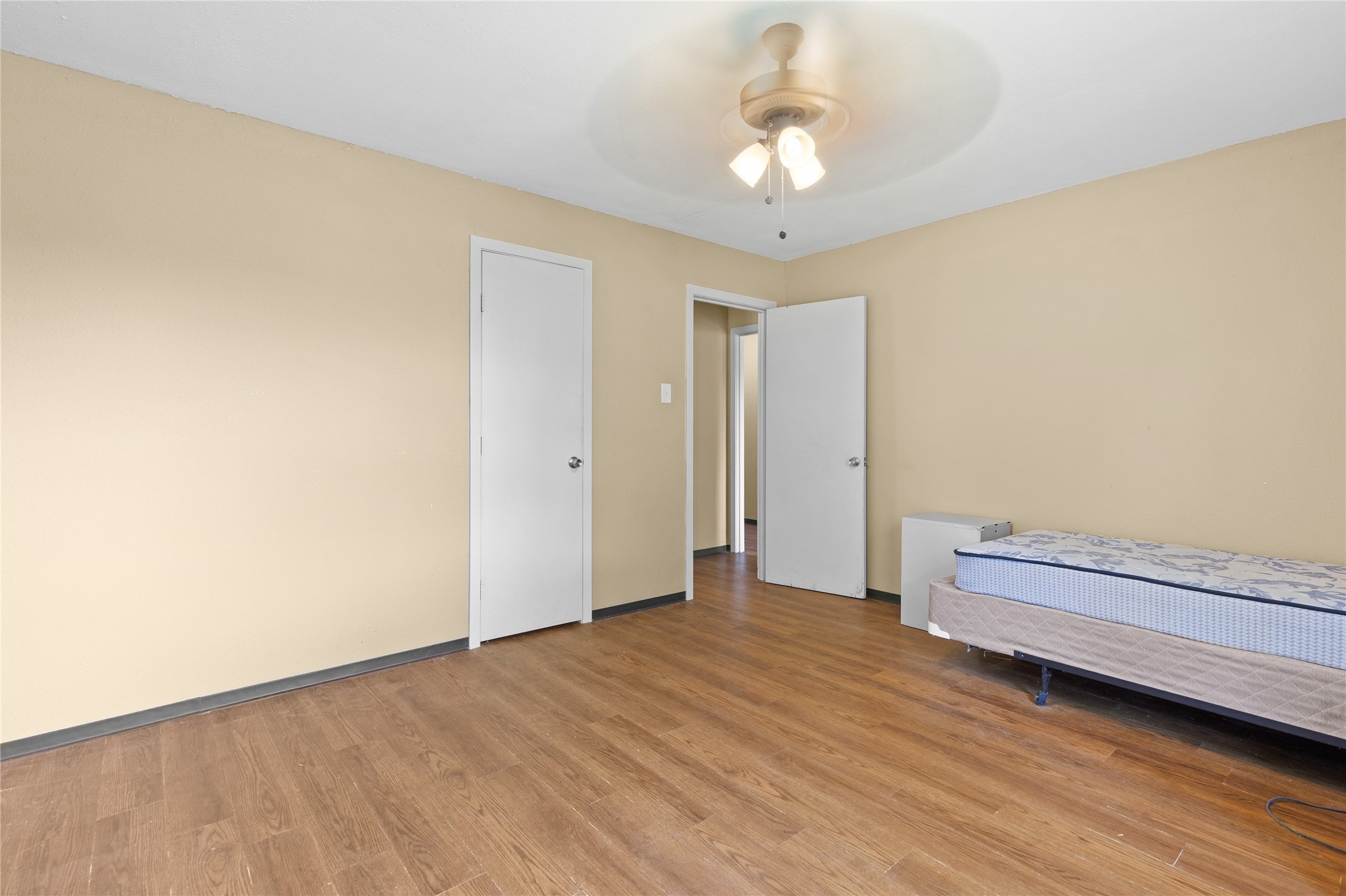 10973 Longstreet Road Property Photo 16