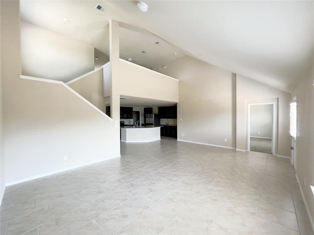 29043 Jacobs River Drive Property Photo 9