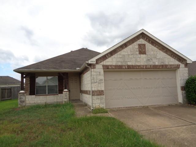 8606 Sunset Pond Drive, Tomball TX 77375 Property Photo 1