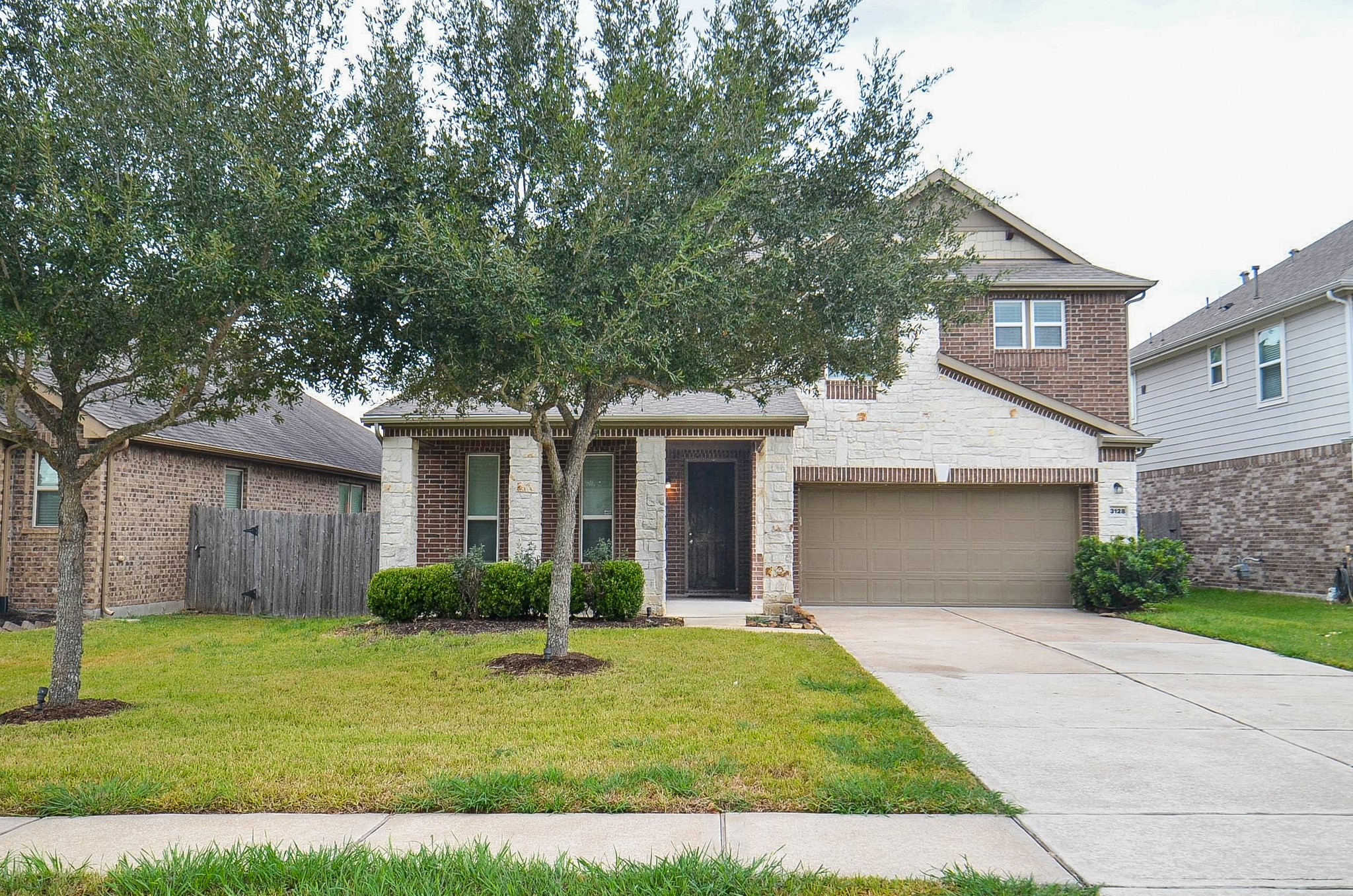 3128 Laurel Bend Lane Property Photo 1