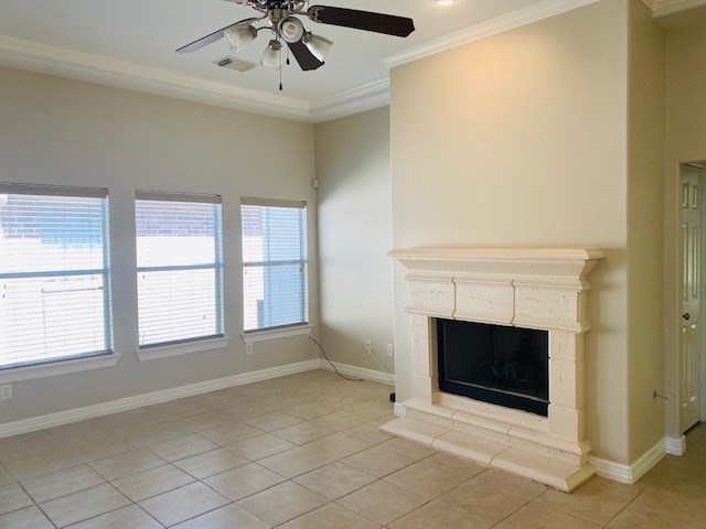 2811 Cresthollow Lane Property Photo 5