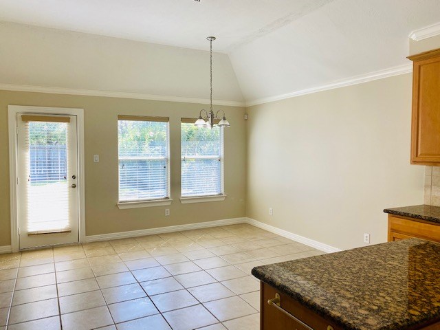2811 Cresthollow Lane Property Photo 9