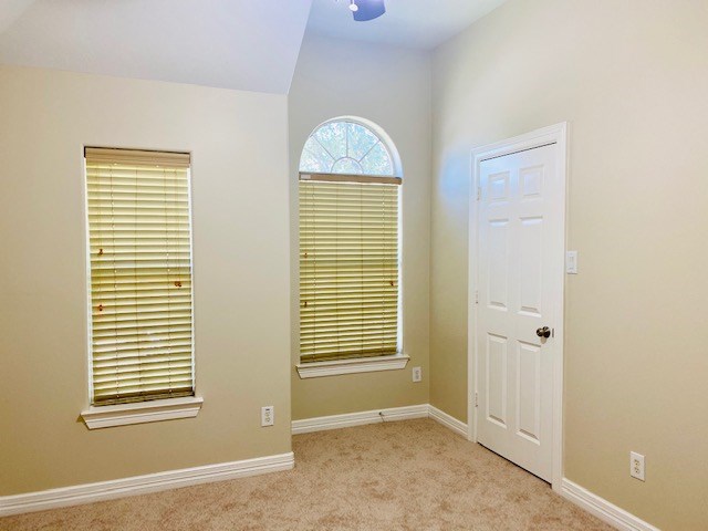 2811 Cresthollow Lane Property Photo 13