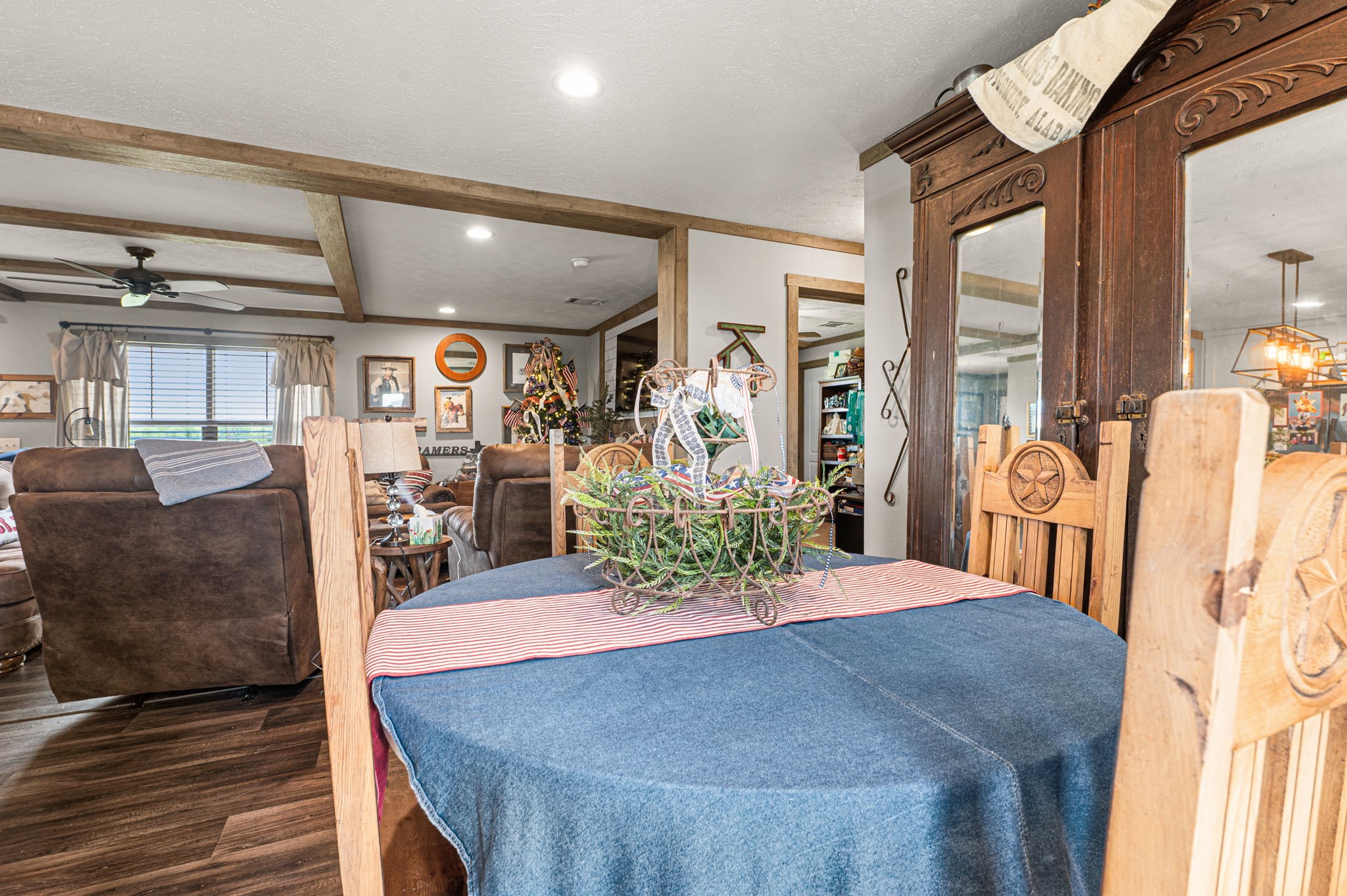 22360 640 Property Photo 13