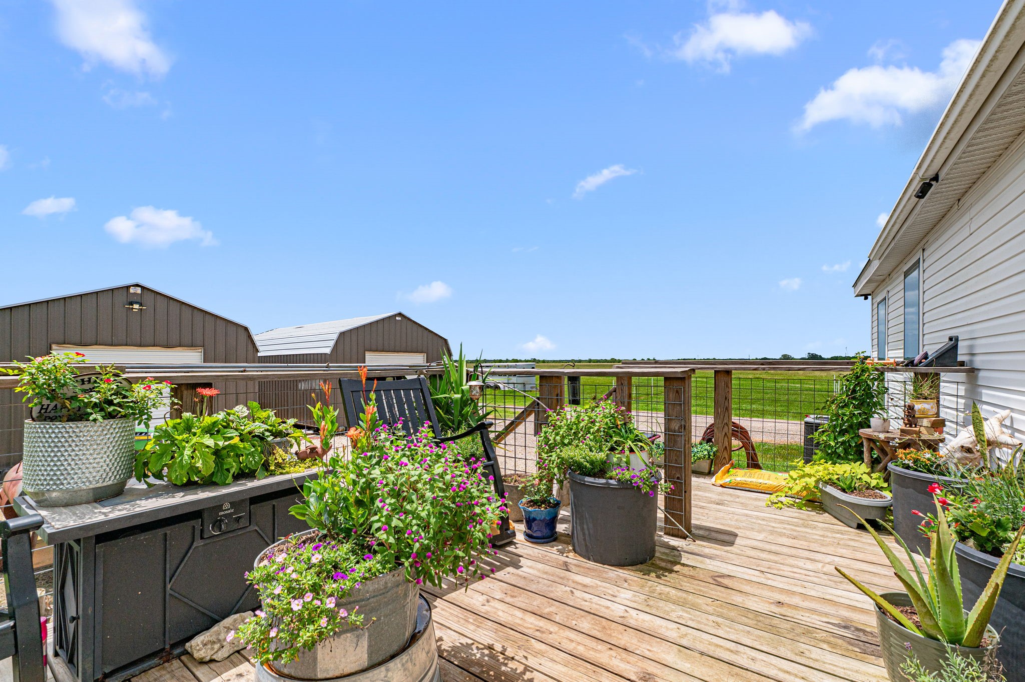 22360 640 Property Photo 25
