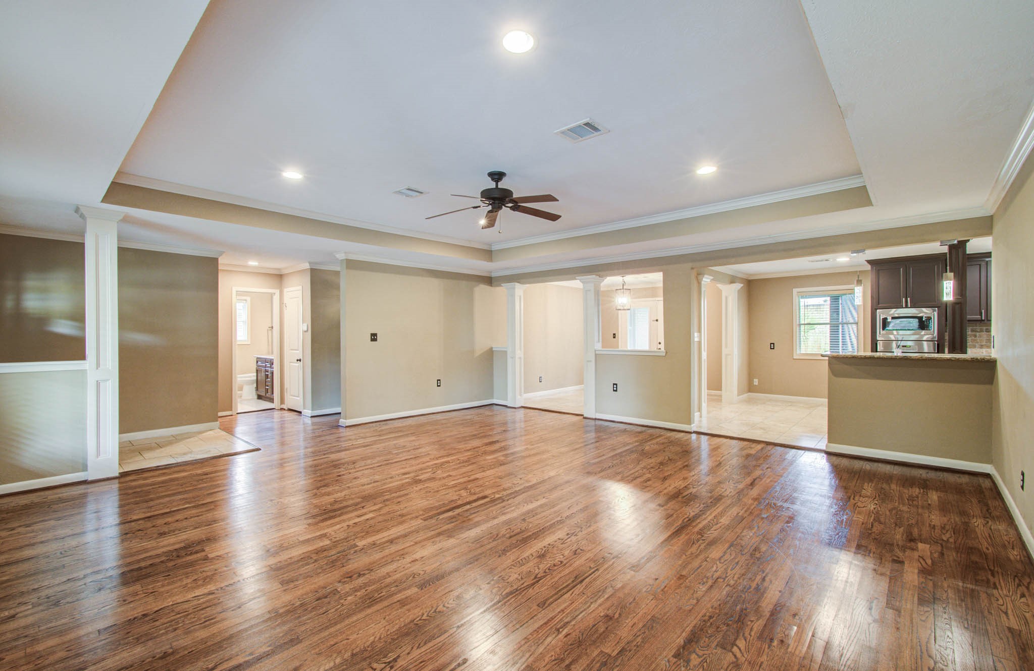 11422 Endicott Lane Property Photo 6