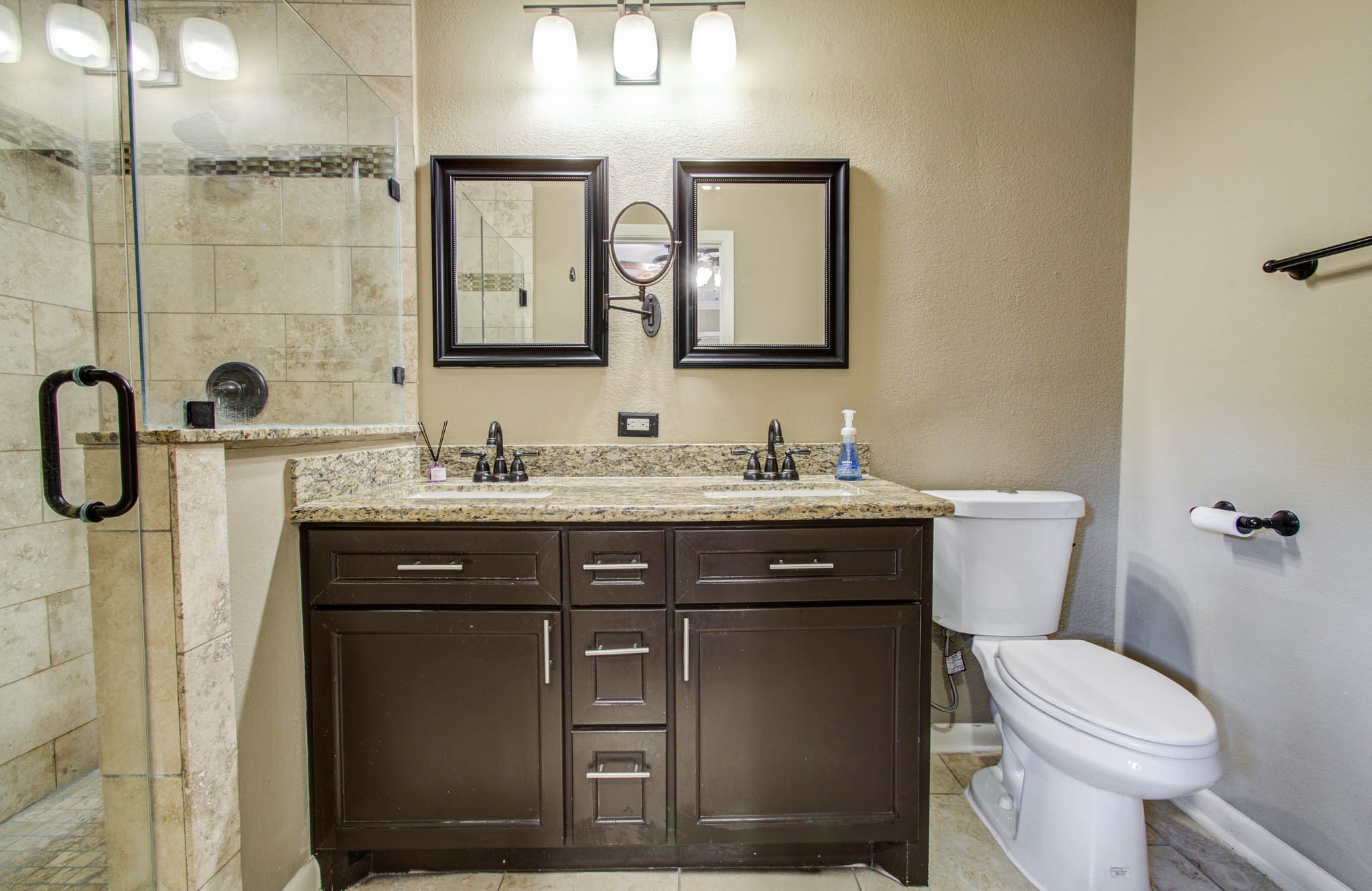 11422 Endicott Lane Property Photo 17