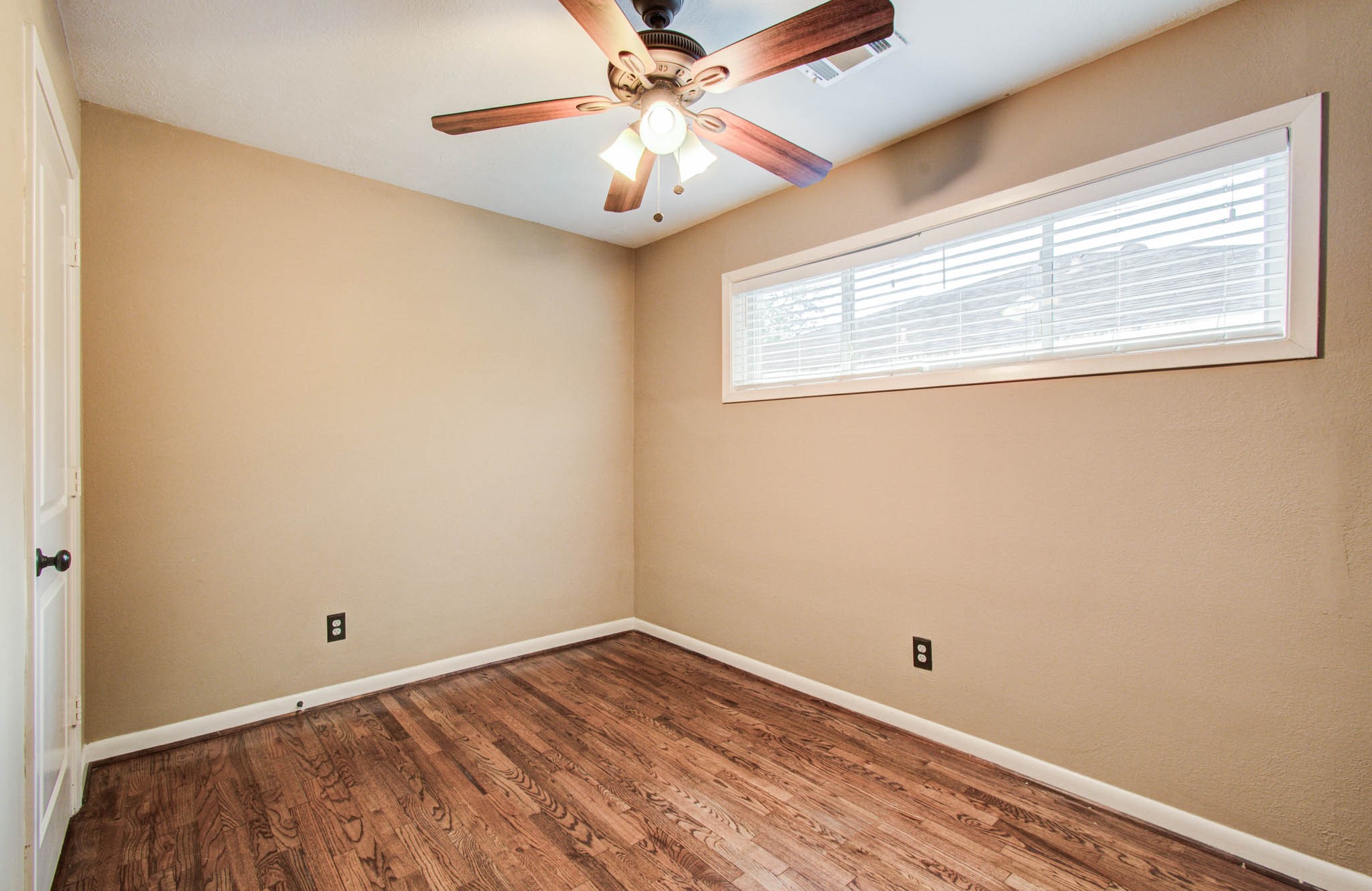 11422 Endicott Lane Property Photo 24