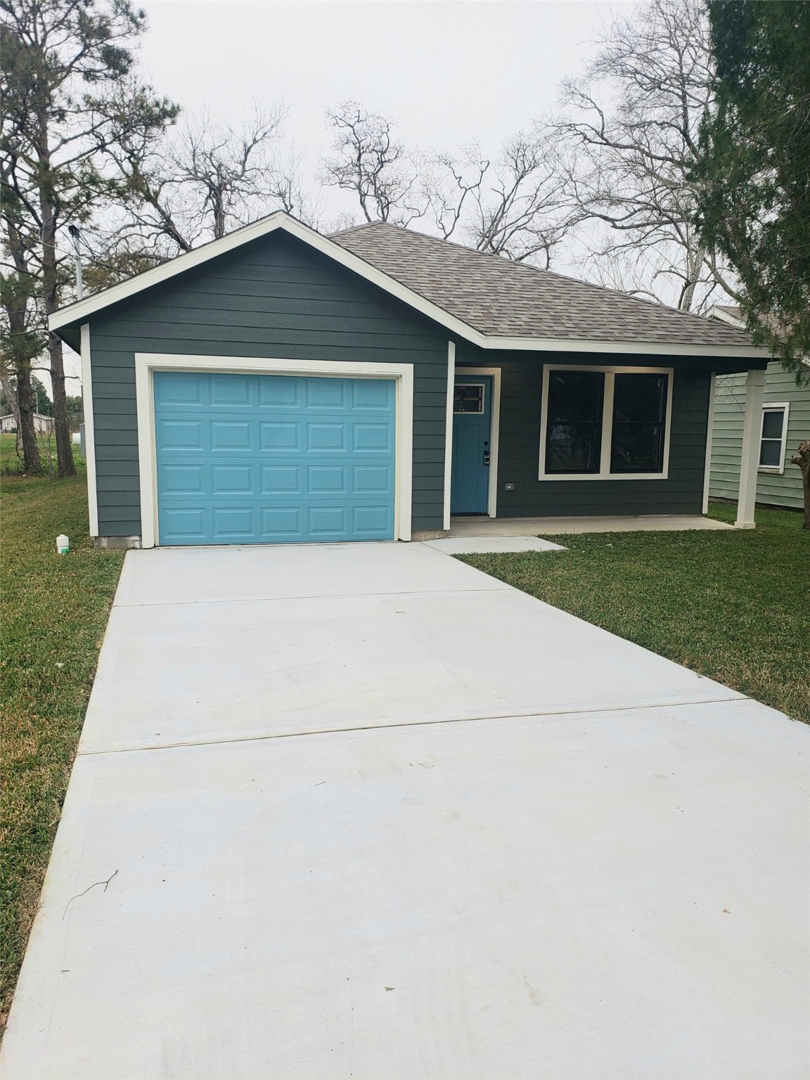 1826 Rosalee Street Property Photo