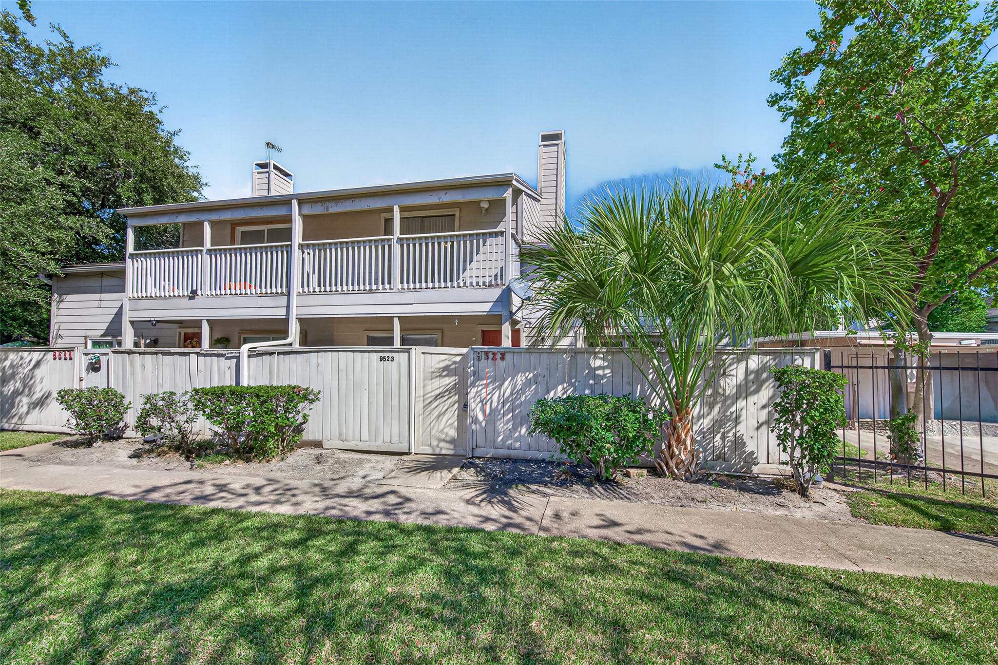 9523 Pagewood Lane # 9523, Houston TX 77063 Property Photo 1