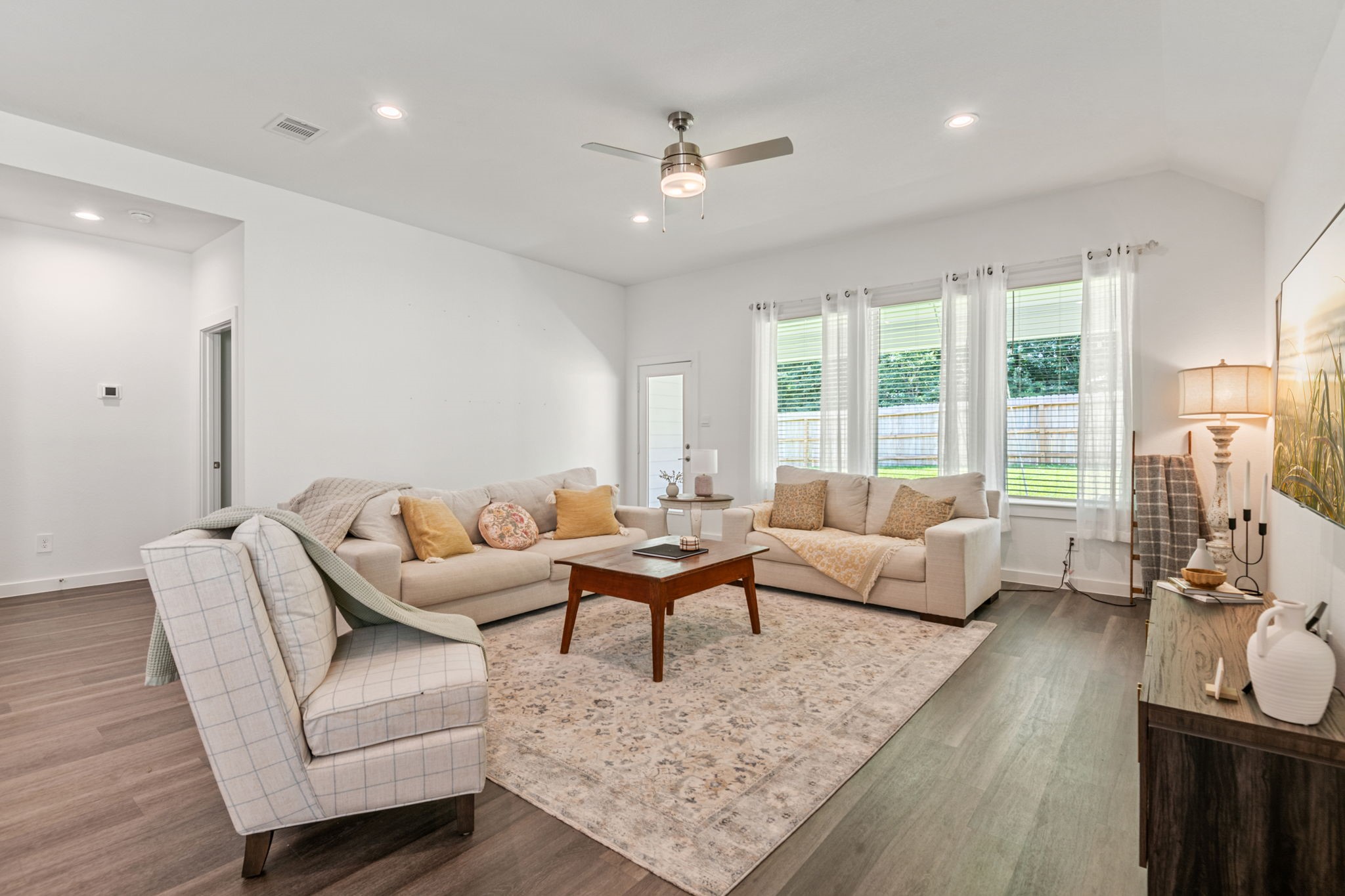 560 Newcomb Hollow Drive Property Photo 11