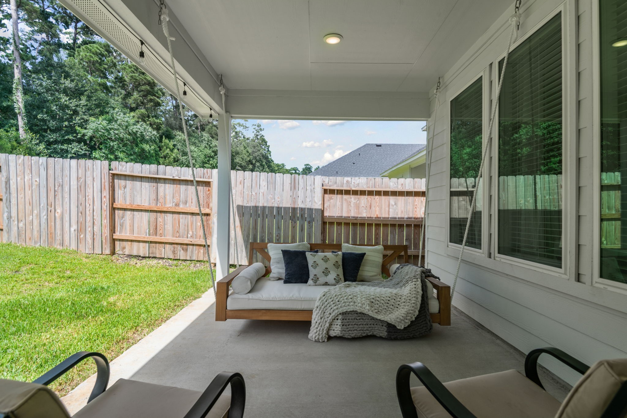 560 Newcomb Hollow Drive Property Photo 27
