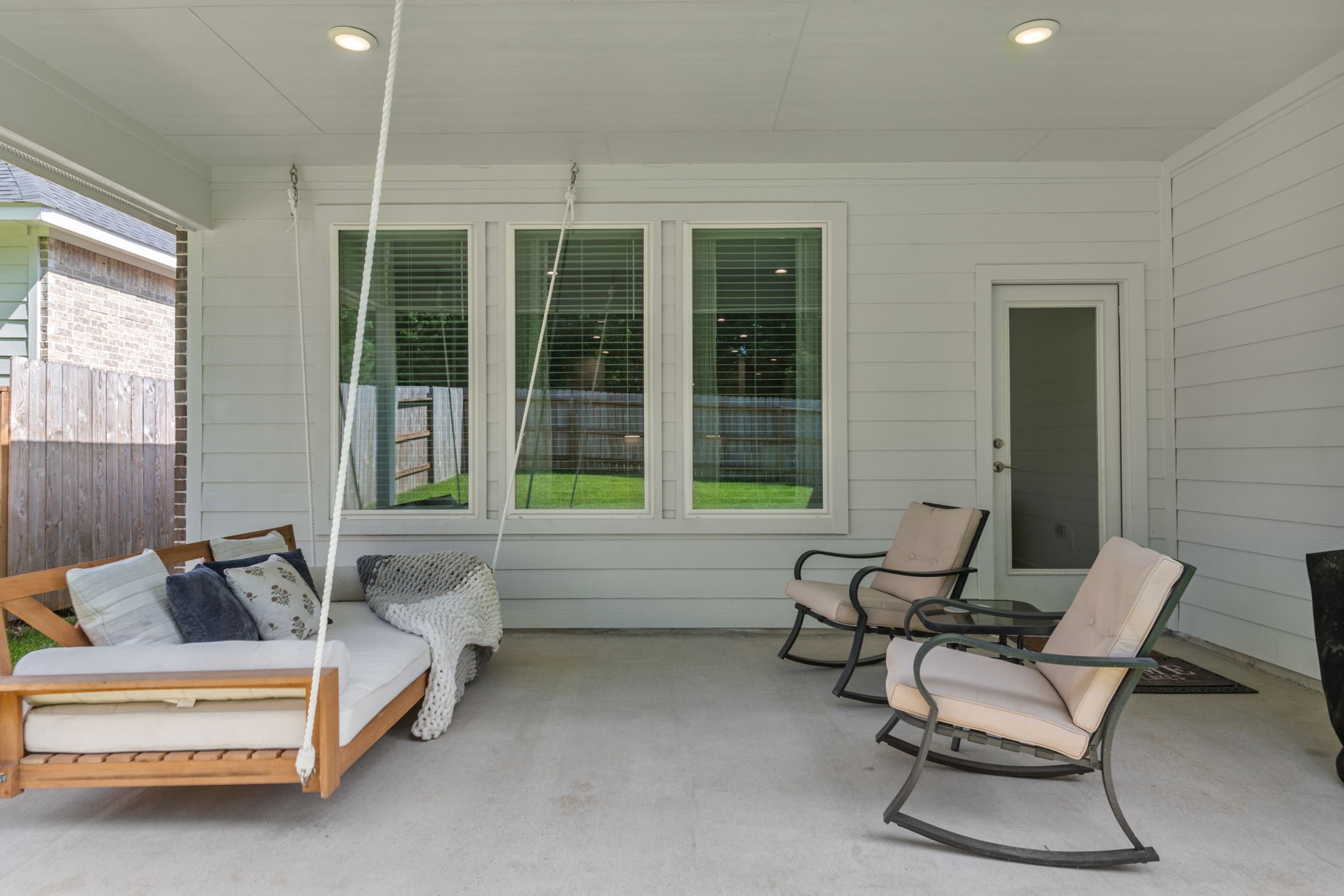 560 Newcomb Hollow Drive Property Photo 28