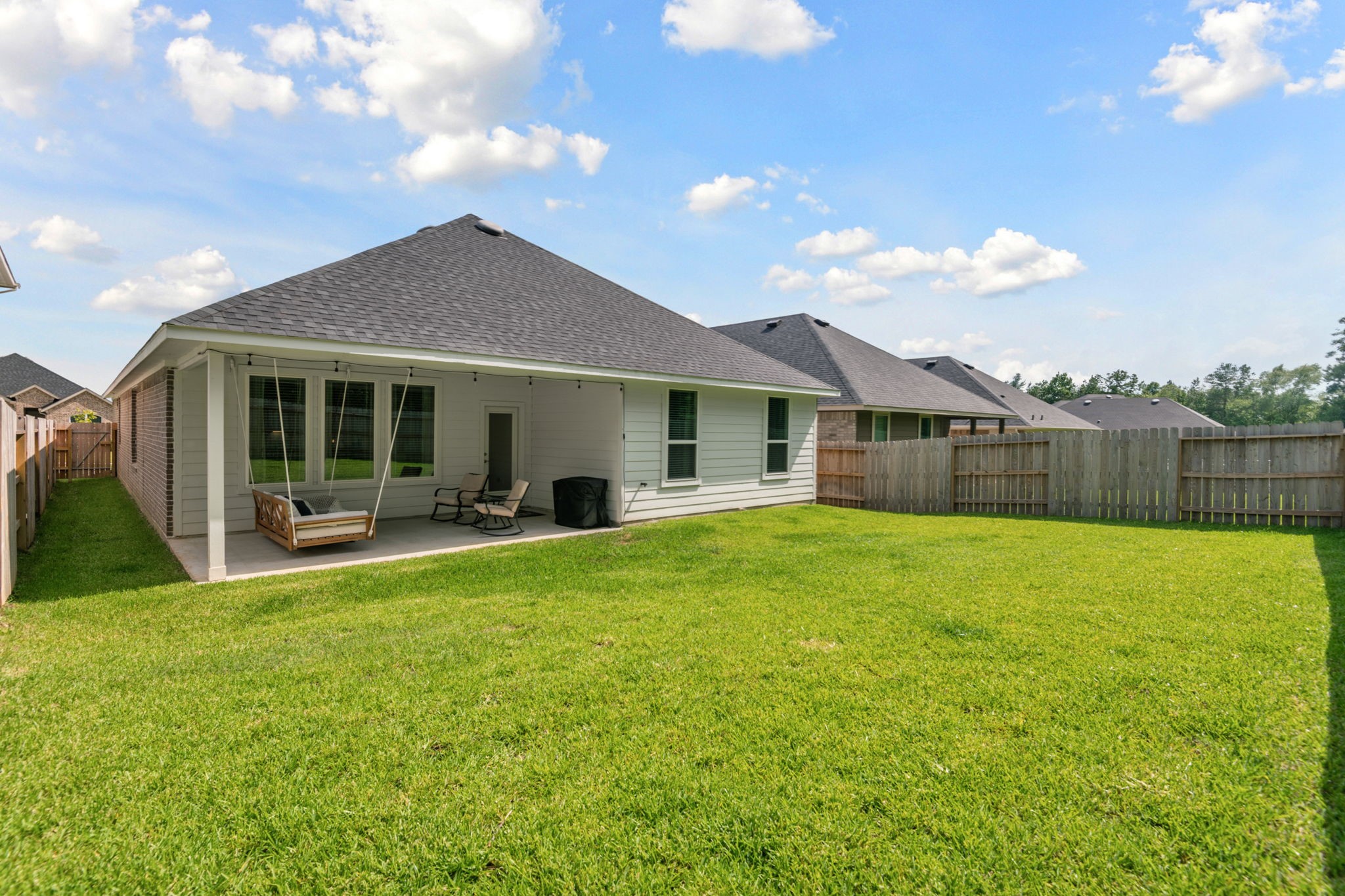 560 Newcomb Hollow Drive Property Photo 29