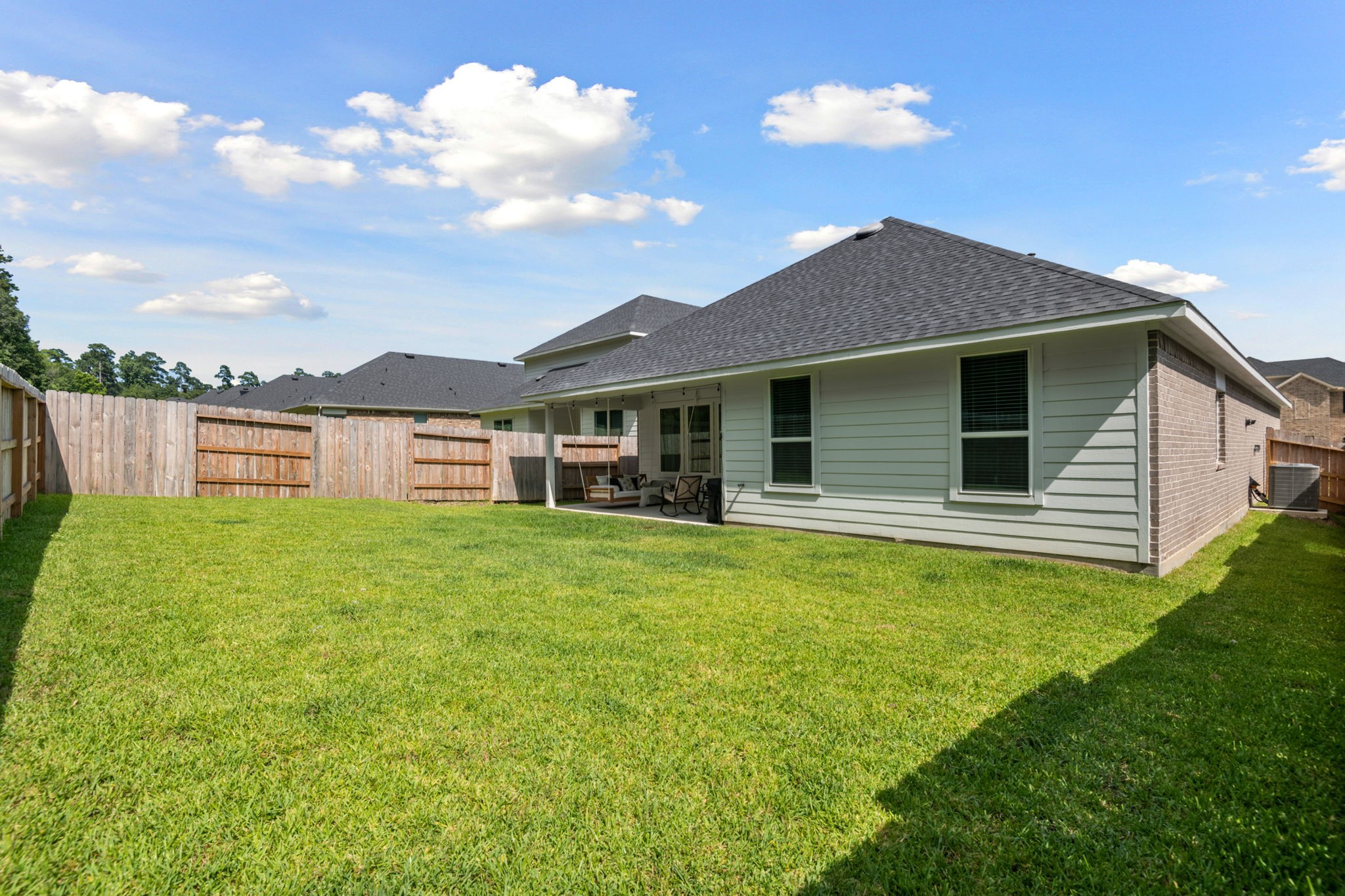 560 Newcomb Hollow Drive Property Photo 31