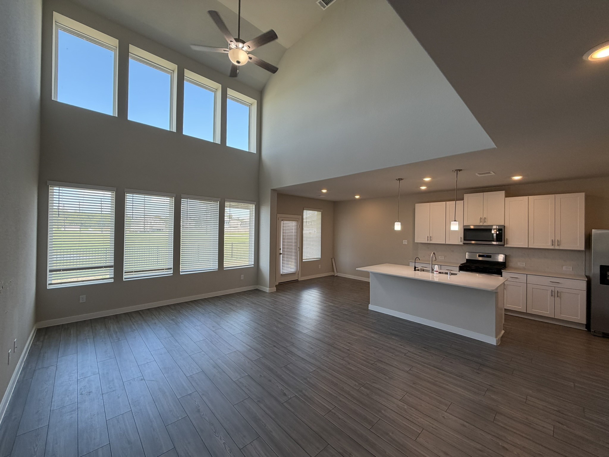 5814 Wayne Way Property Photo 6
