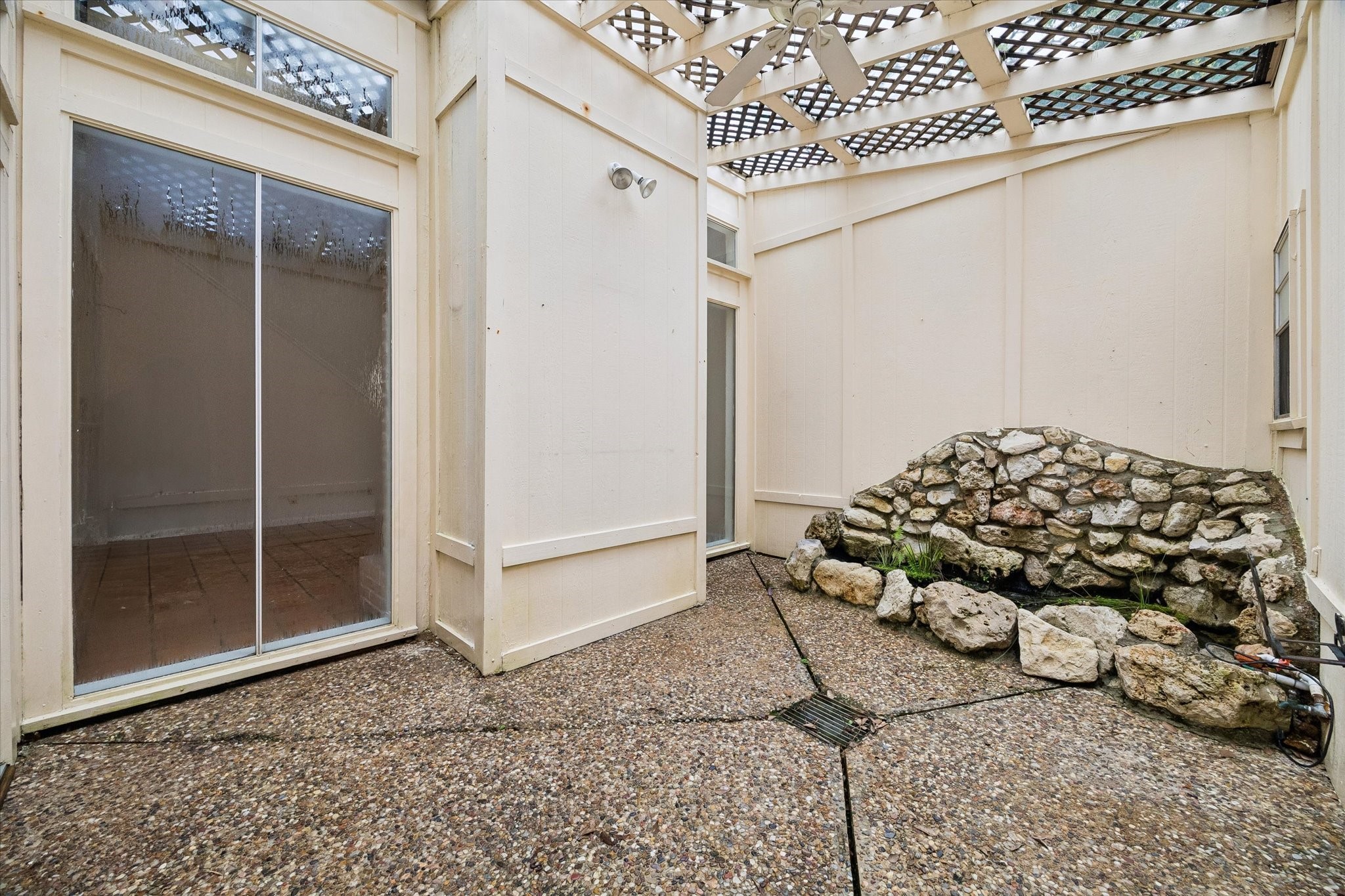 10123 Valley Forge Drive Property Photo 16