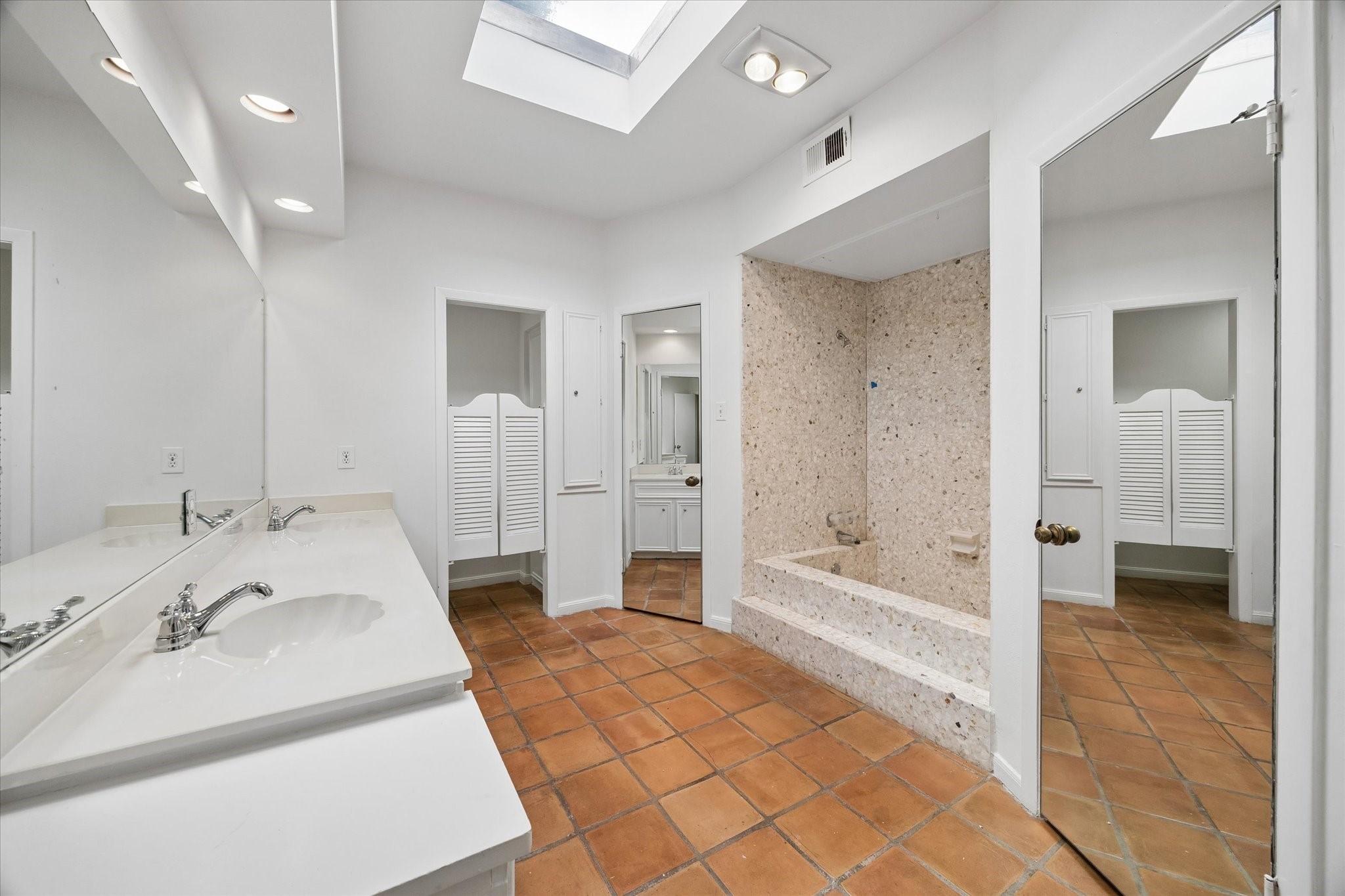 10123 Valley Forge Drive Property Photo 24