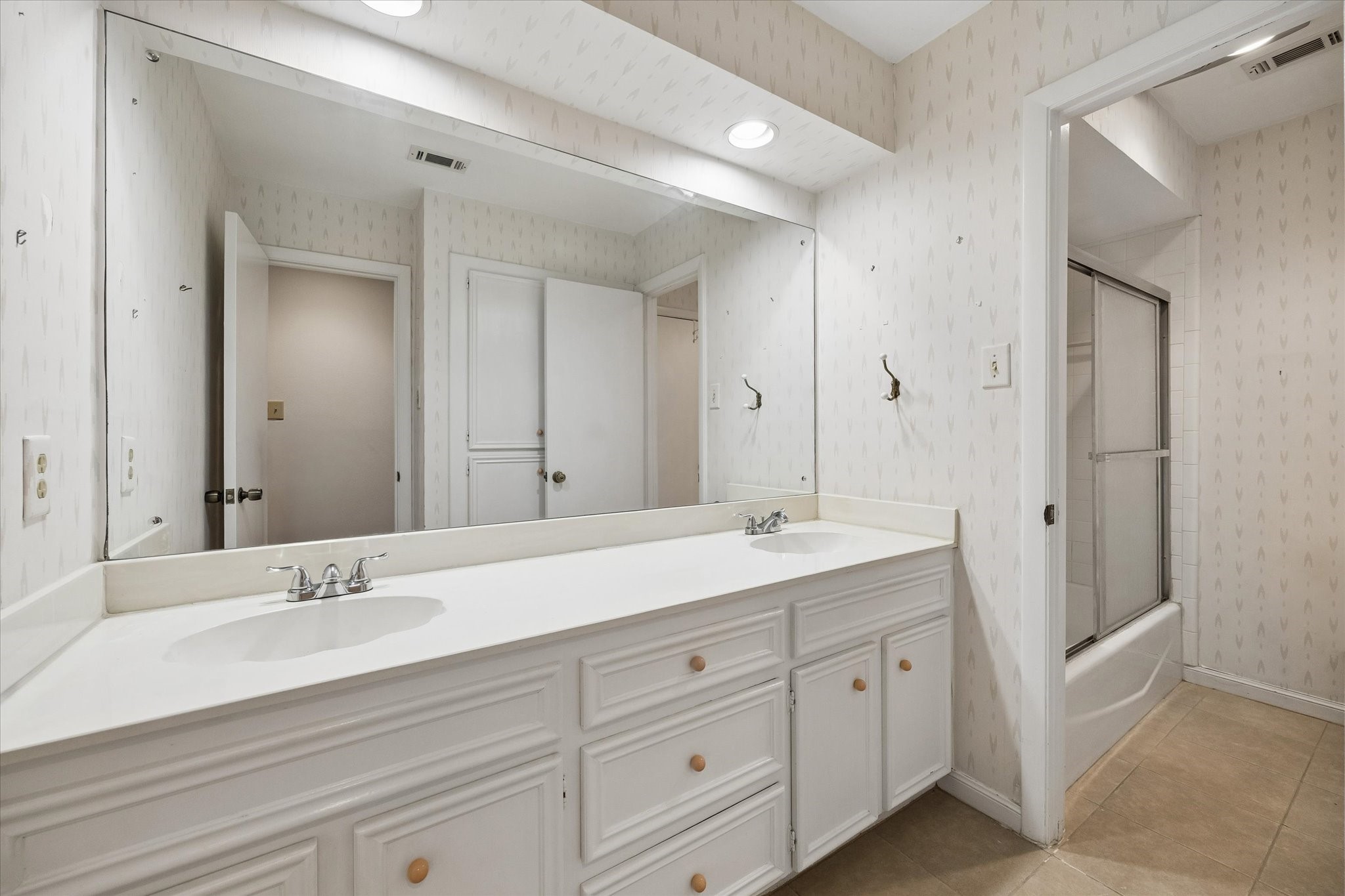 10123 Valley Forge Drive Property Photo 25