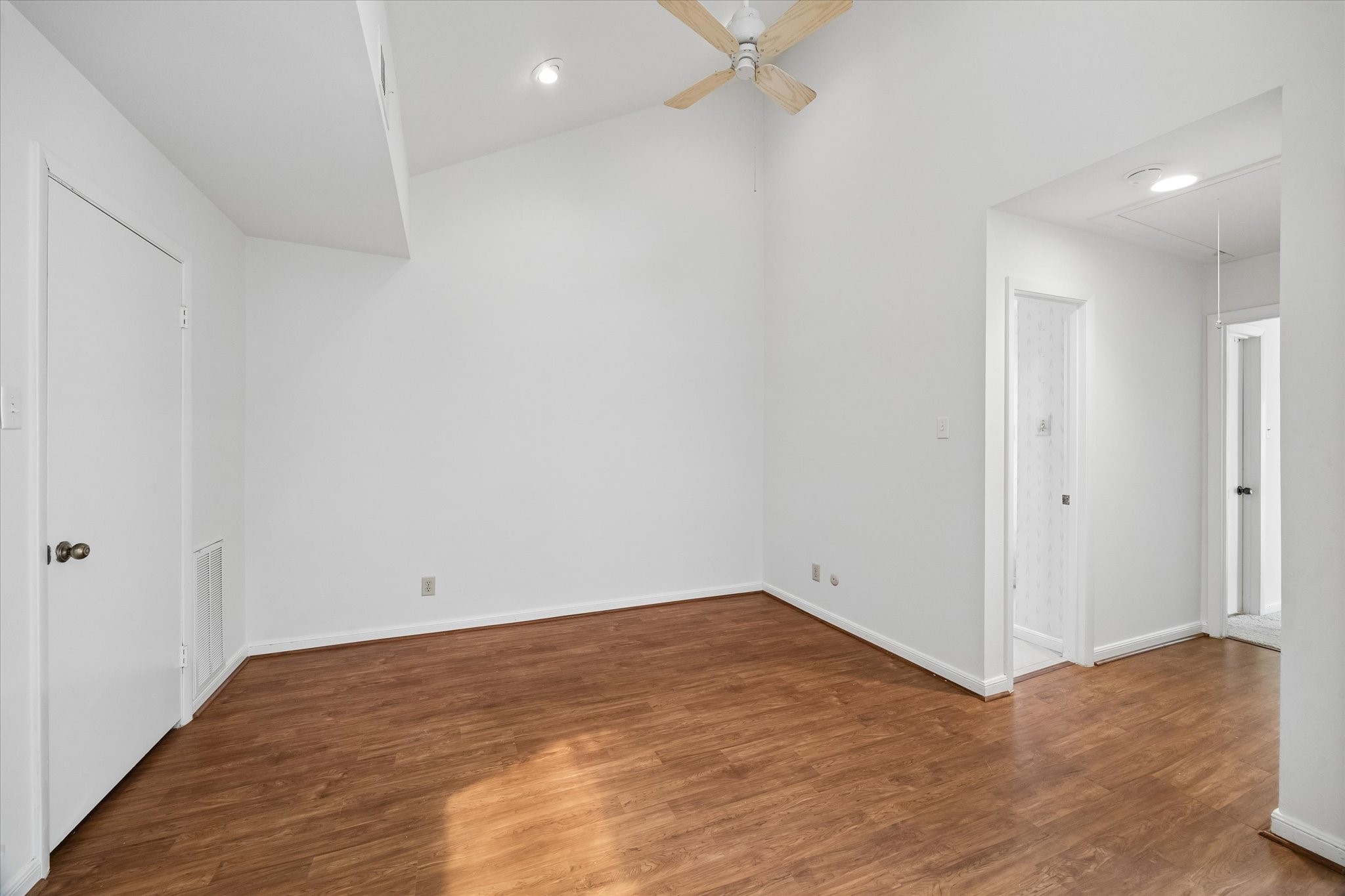10123 Valley Forge Drive Property Photo 31