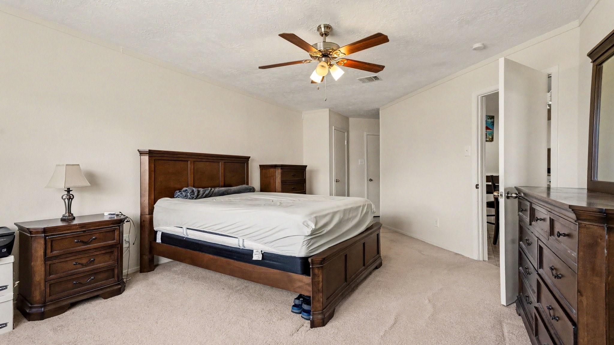 1506 Holbech Lane Property Photo 9