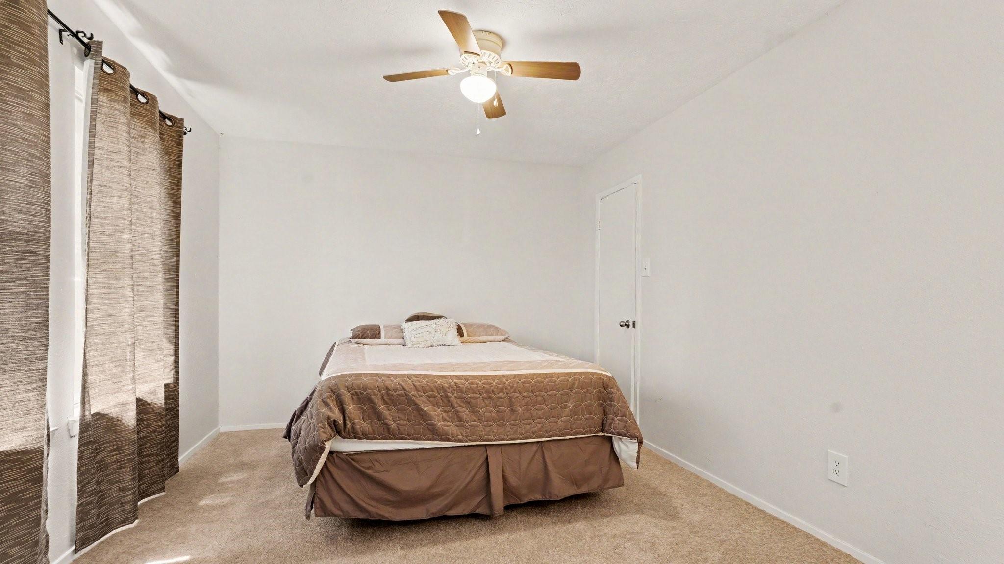 1506 Holbech Lane Property Photo 18