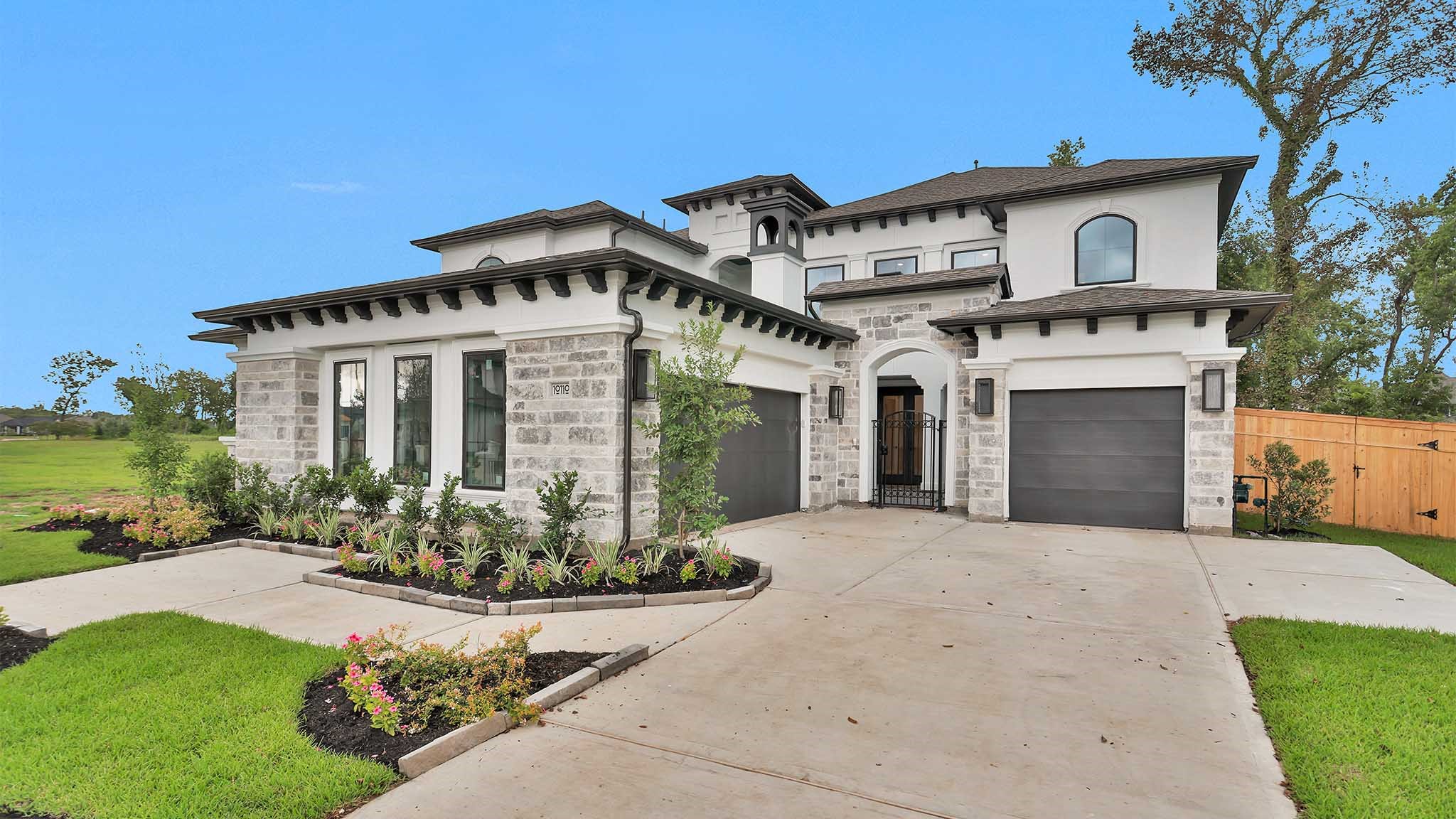 10110 Regal Mist Drive Property Photo 1