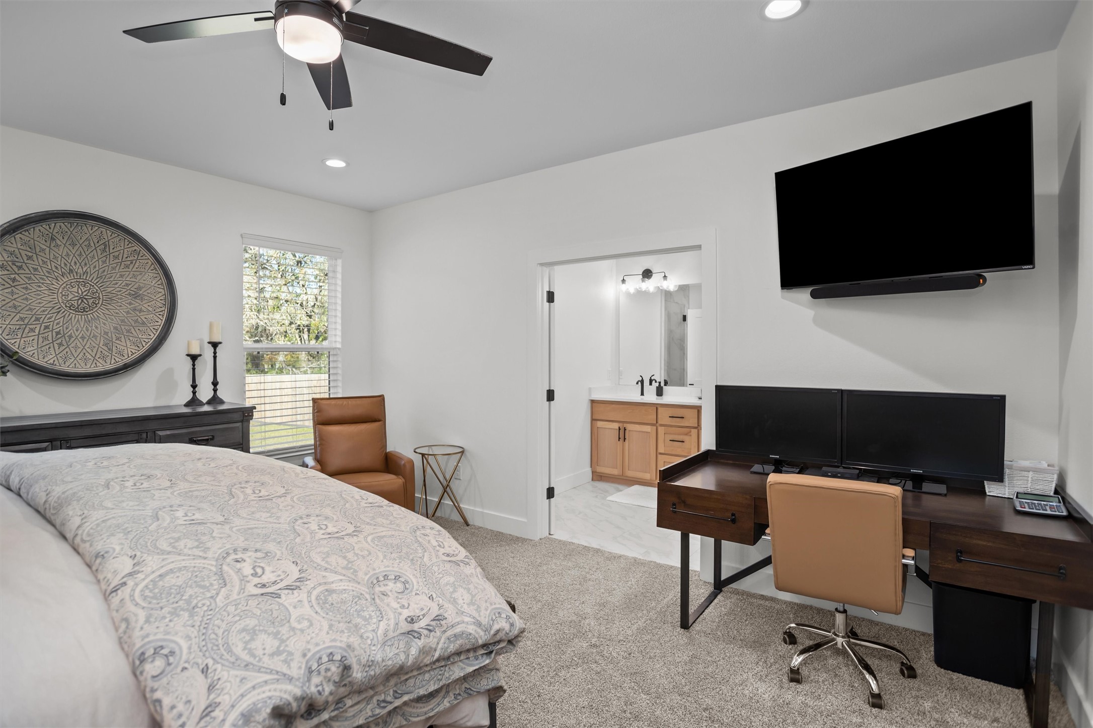 190 Shady Oaks Drive Property Photo 18
