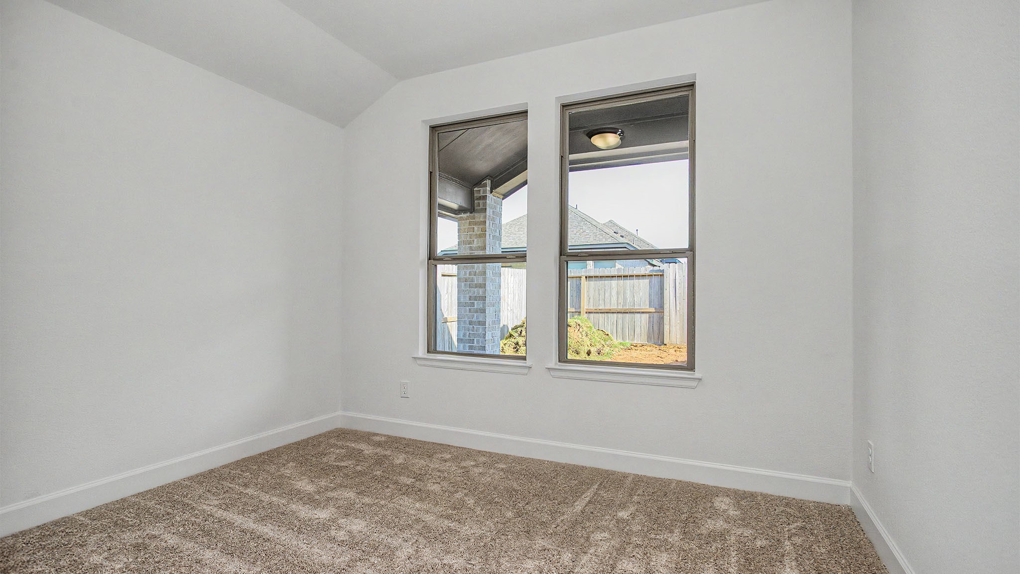 2715 Sunrise Field Lane Property Photo 10