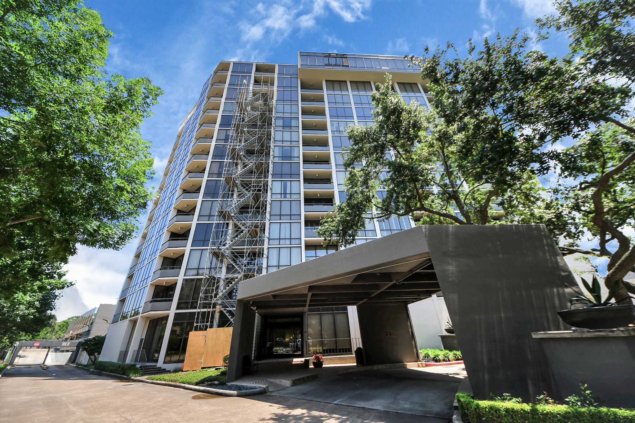 1111 Bering Drive 706