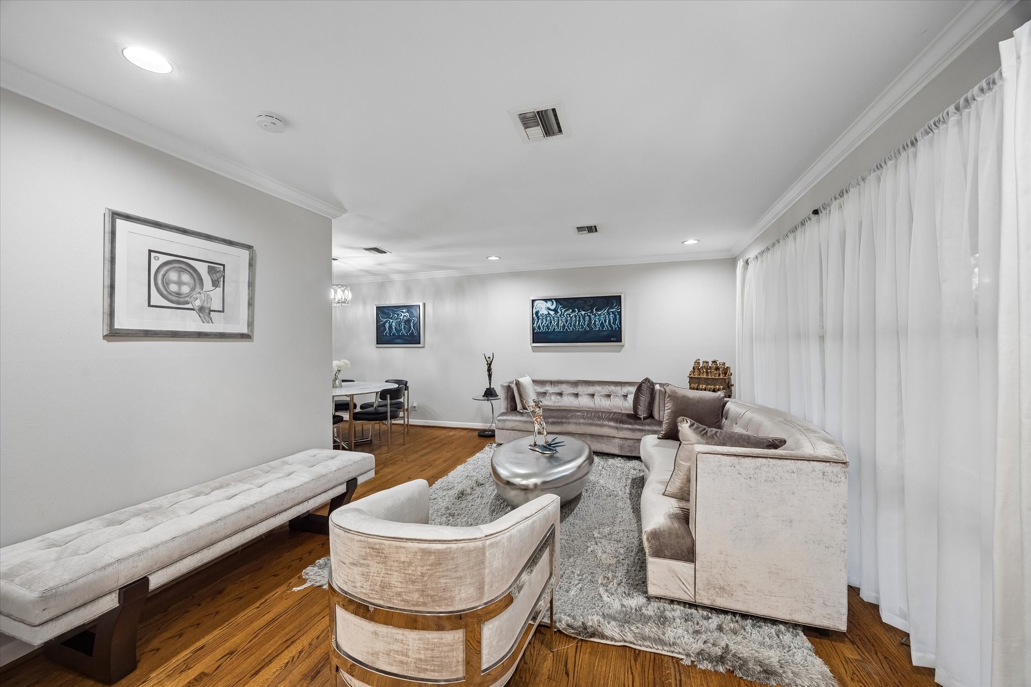 5611 Whitehaven Property Photo 9