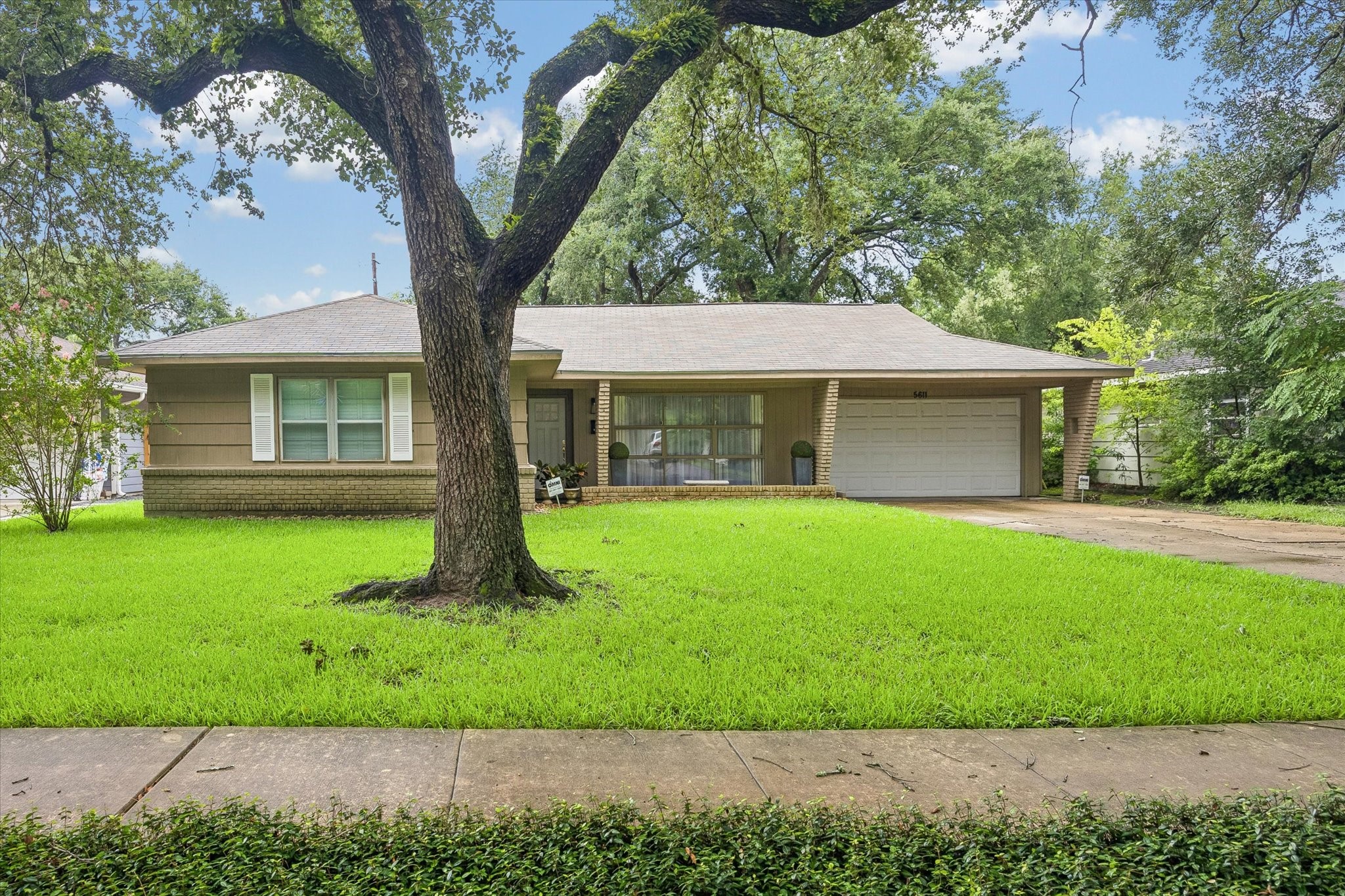 5611 Whitehaven Property Photo 33