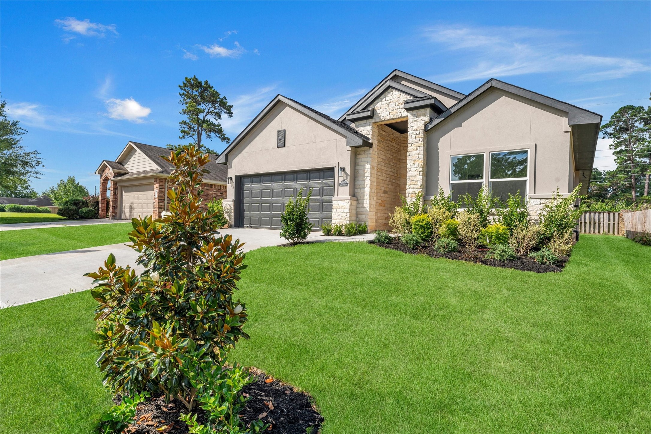 13405 Raintree Drive Property Photo 3