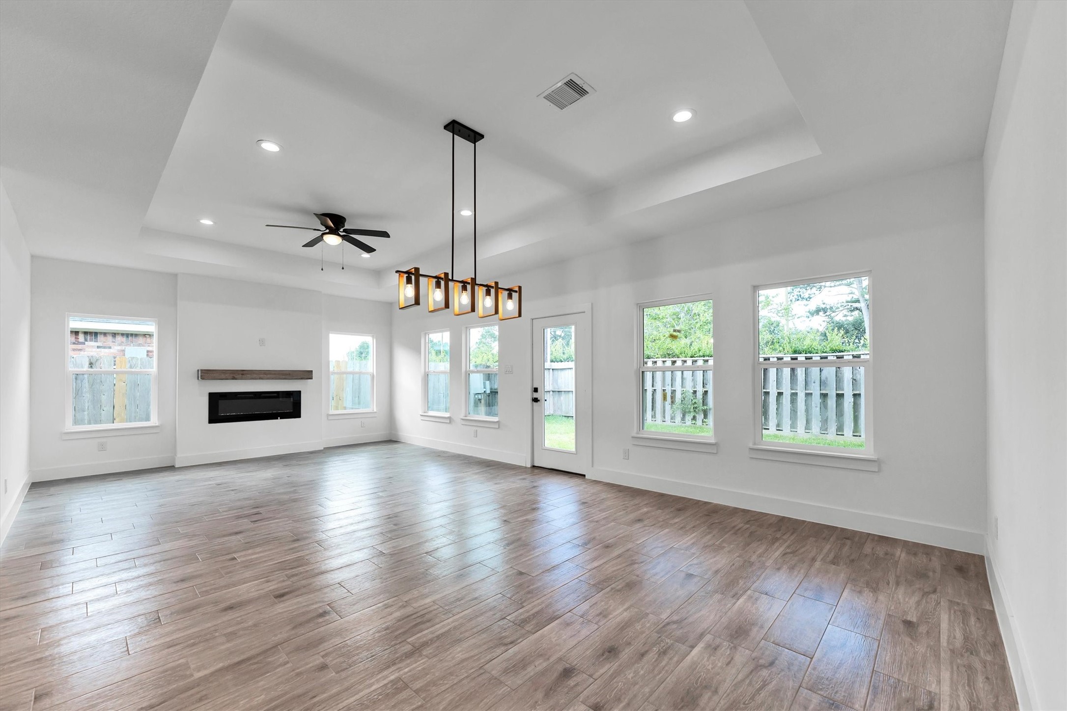 13405 Raintree Drive Property Photo 8