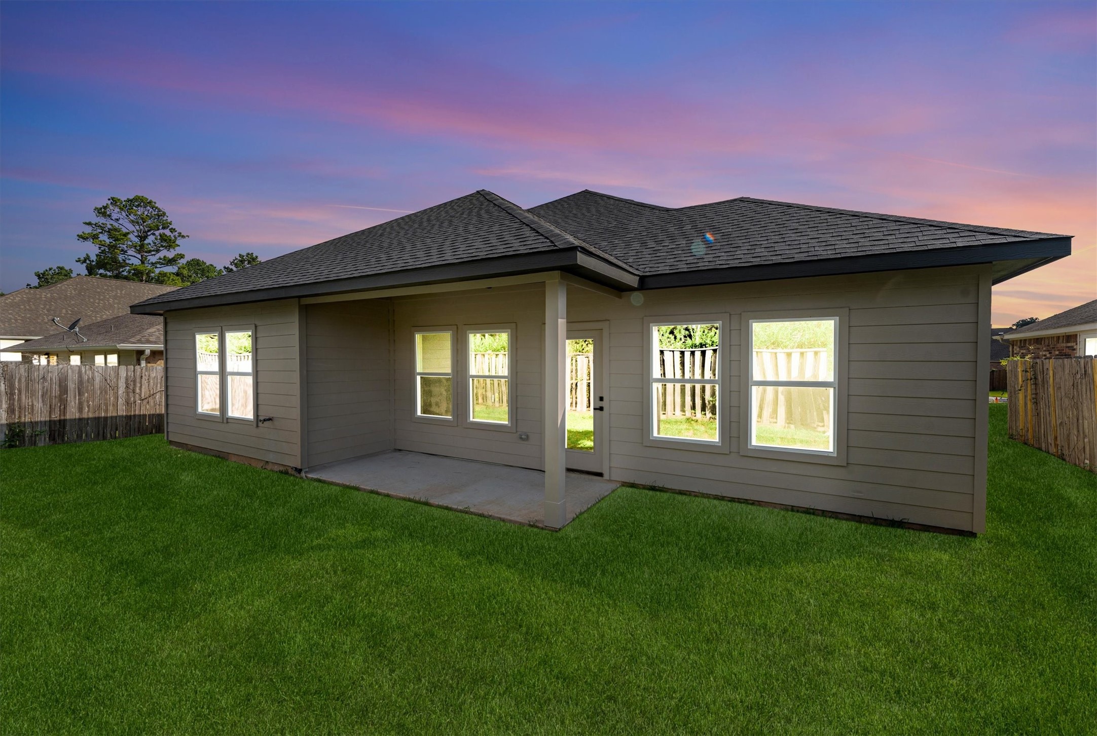 13405 Raintree Drive Property Photo 33