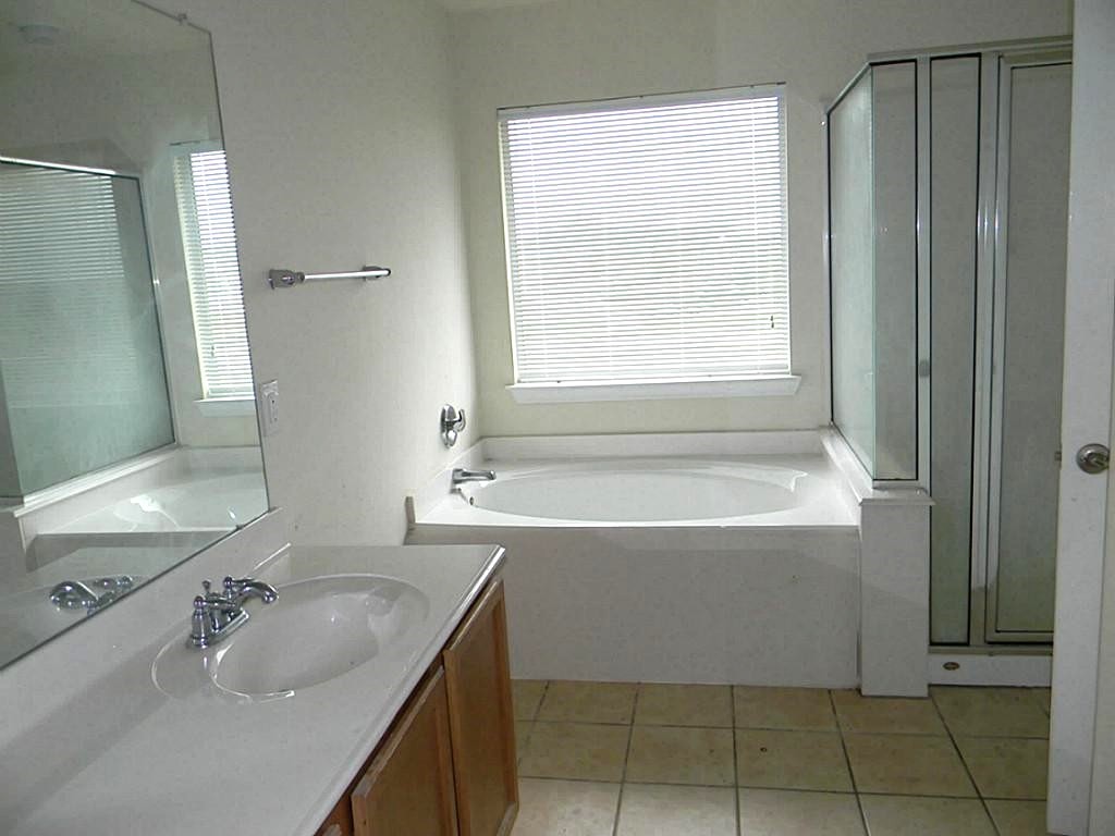 11520 Jacinth Court Property Photo 6