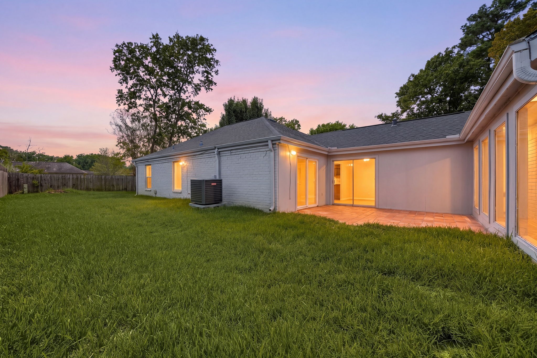 12923 Advance Drive Property Photo 8