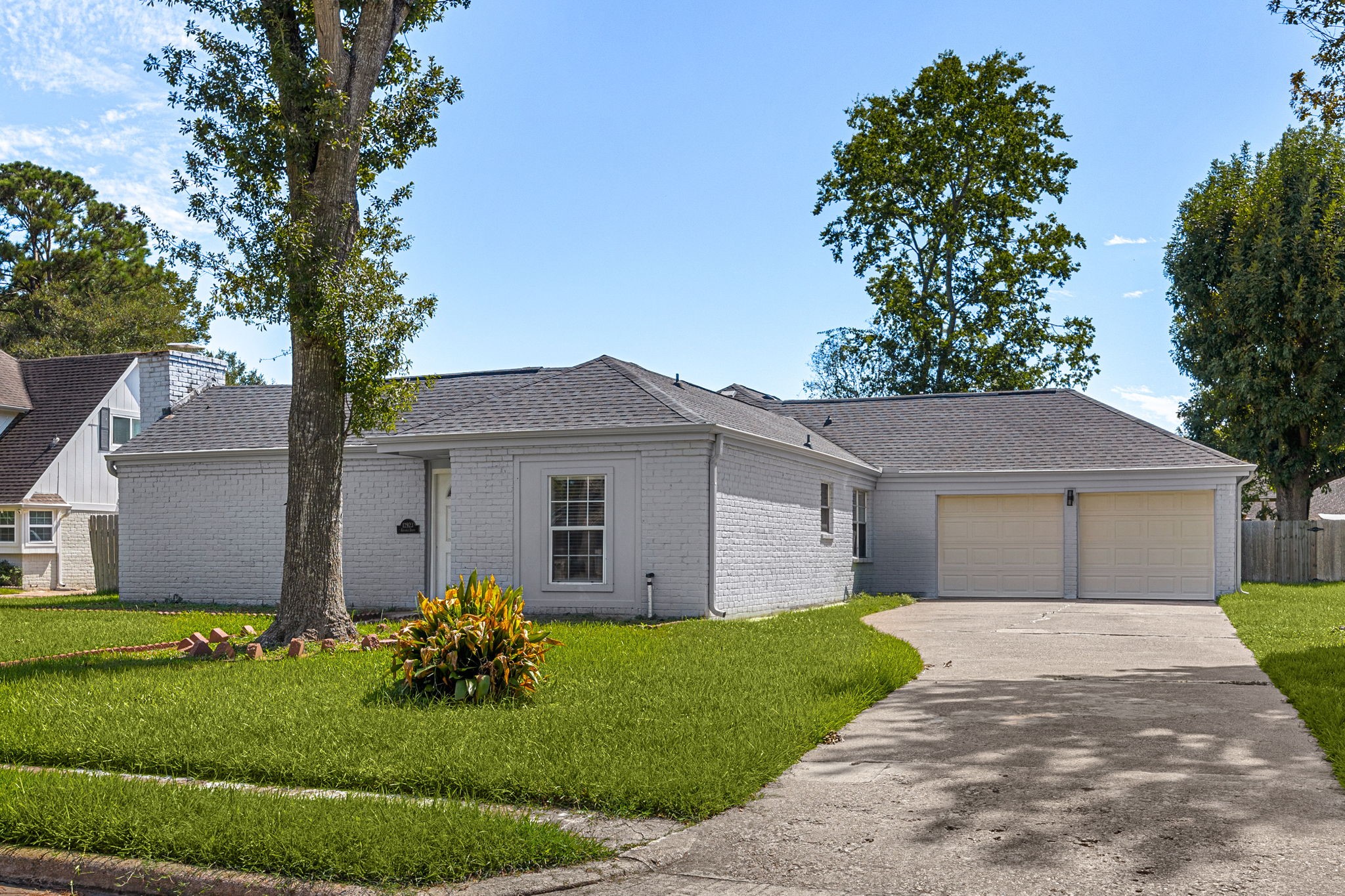 12923 Advance Drive Property Photo 9
