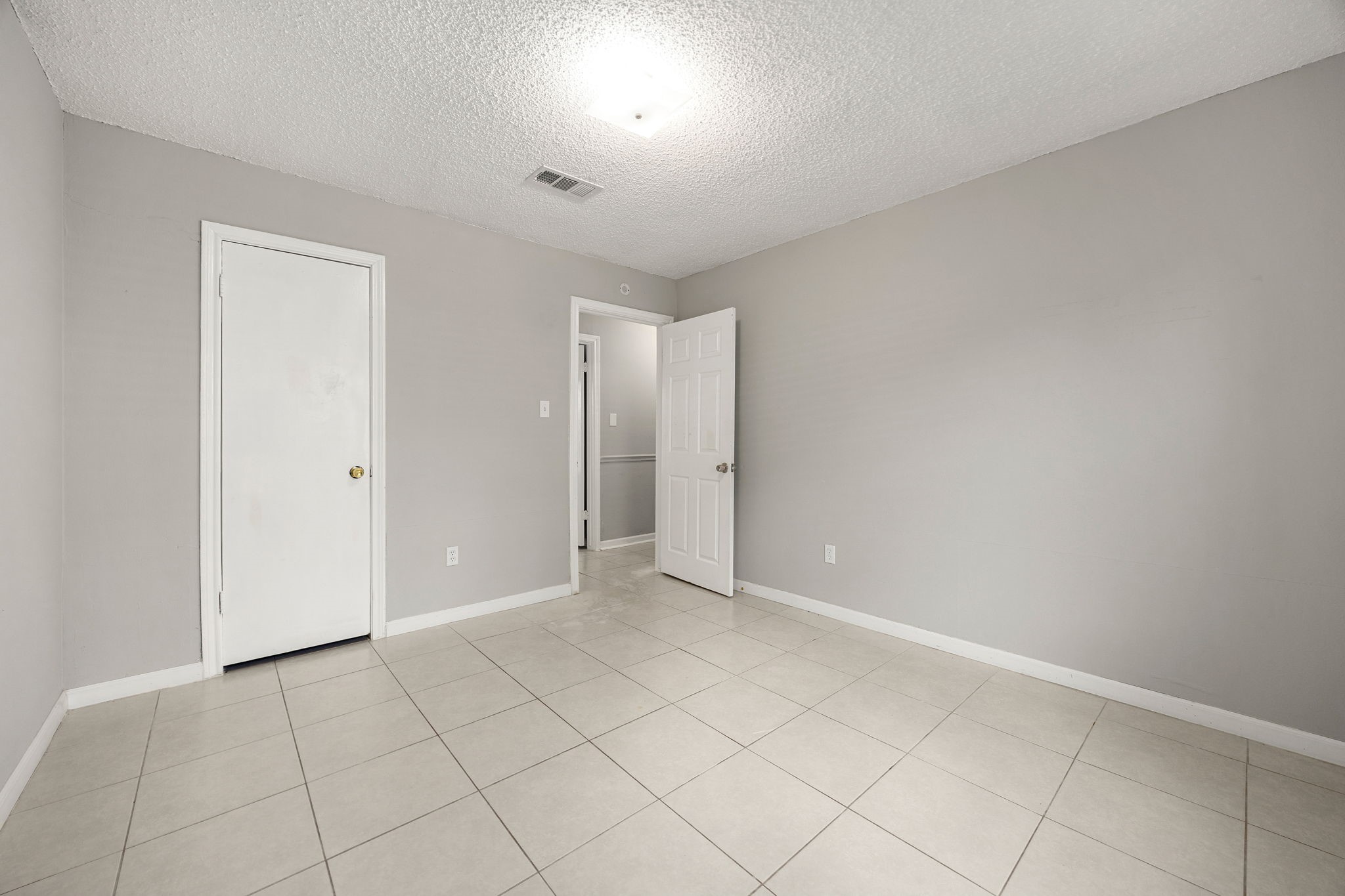 12923 Advance Drive Property Photo 18