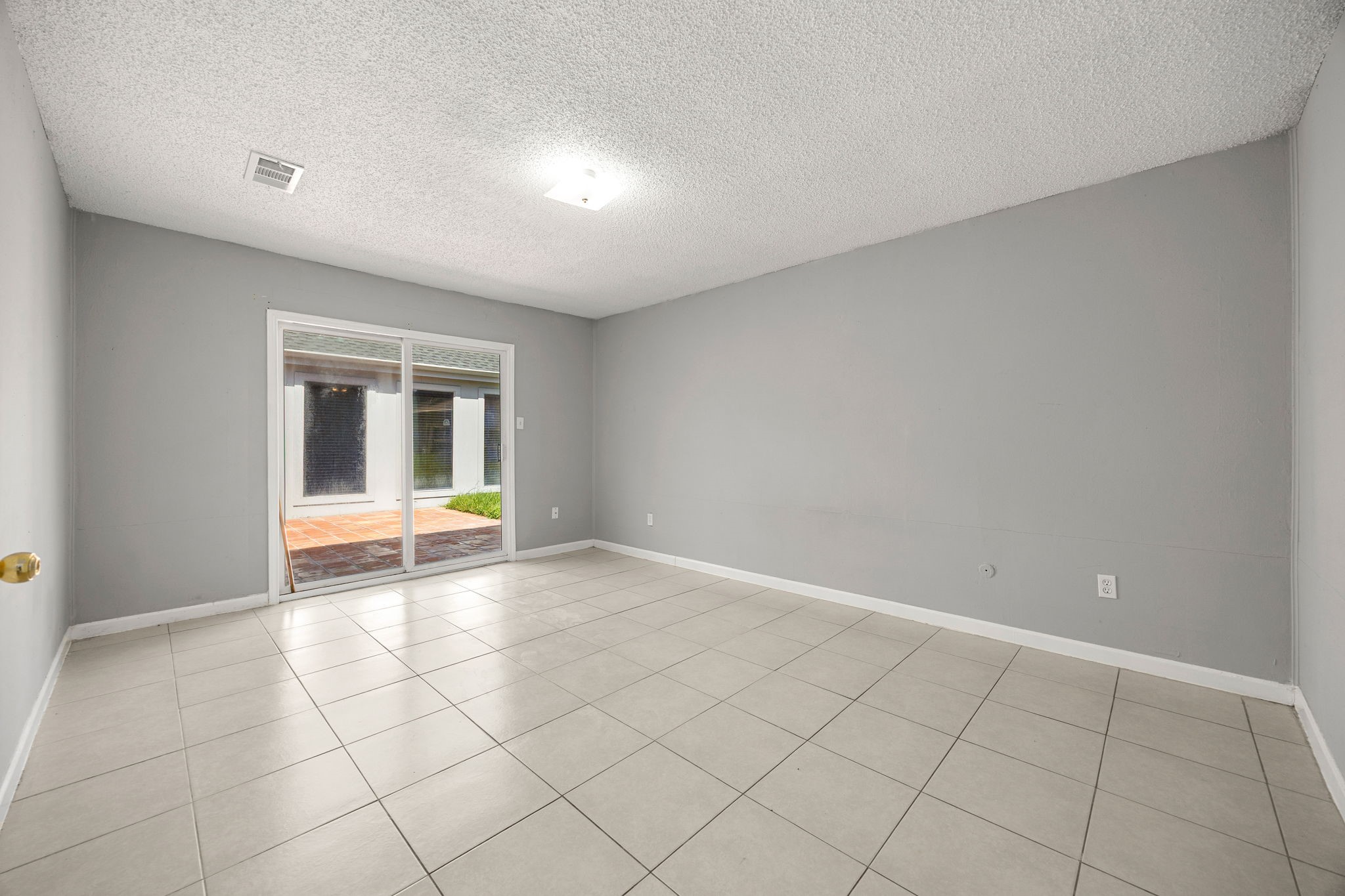 12923 Advance Drive Property Photo 27