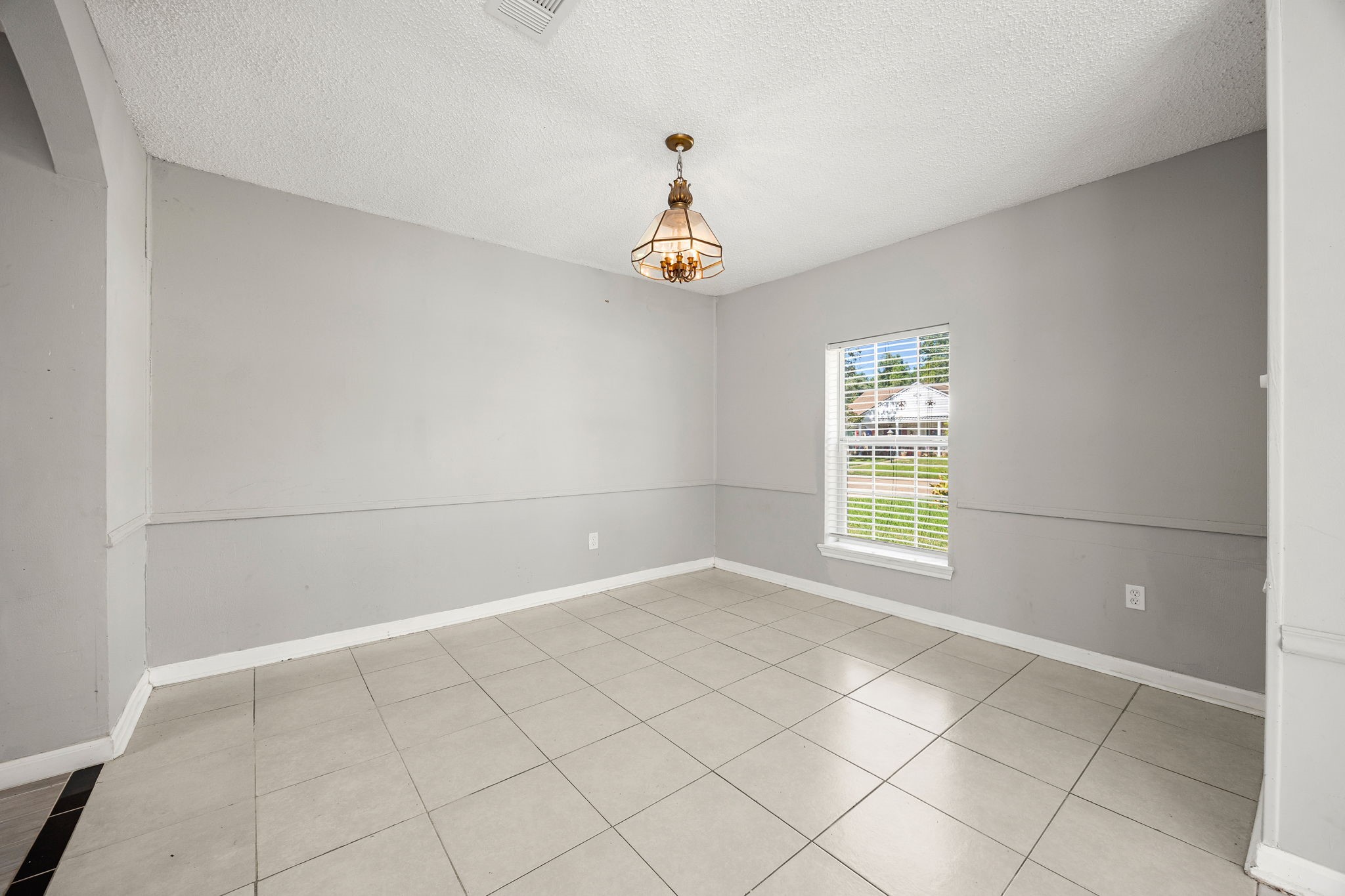 12923 Advance Drive Property Photo 33