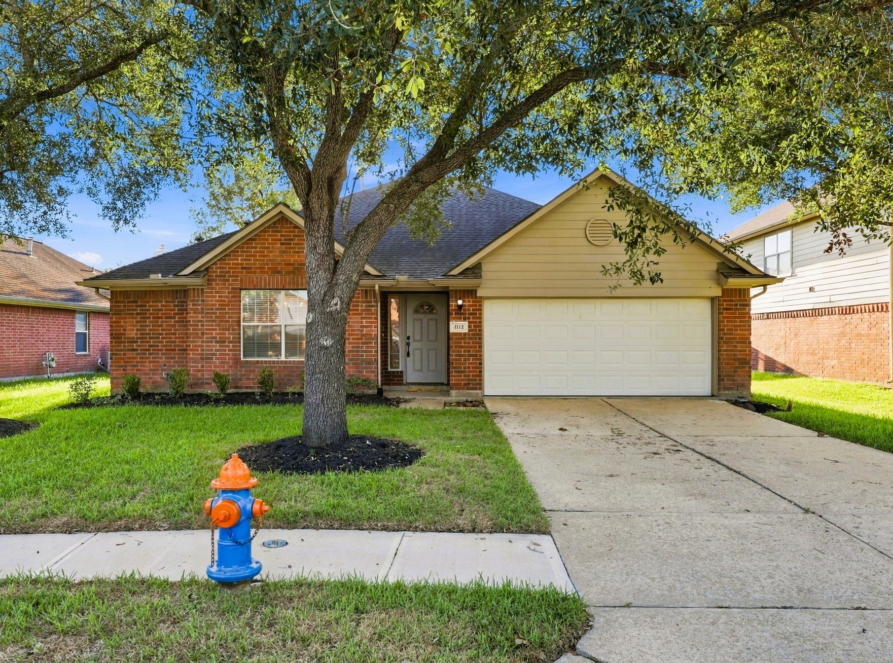 4112 Merlet Drive Property Photo 4